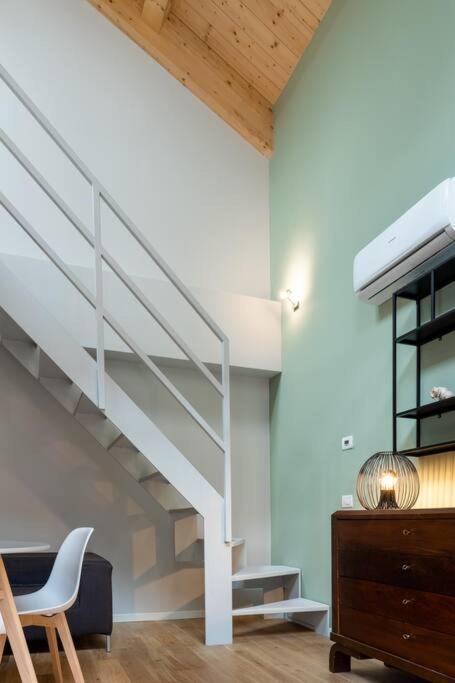 Luxury Loft On Two Levels Appartement *