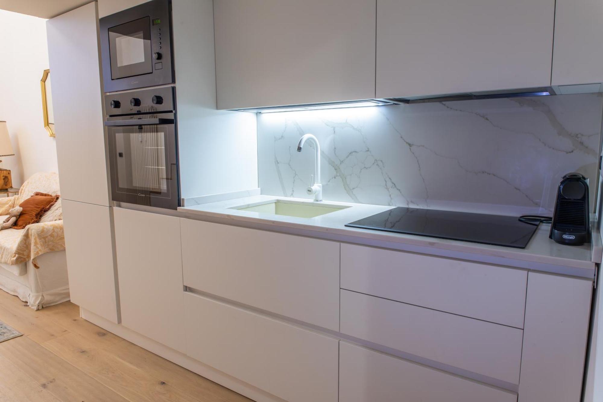 !subway To Duomo! Modern Loft With Ac And Free Wifi Appartement Milaan