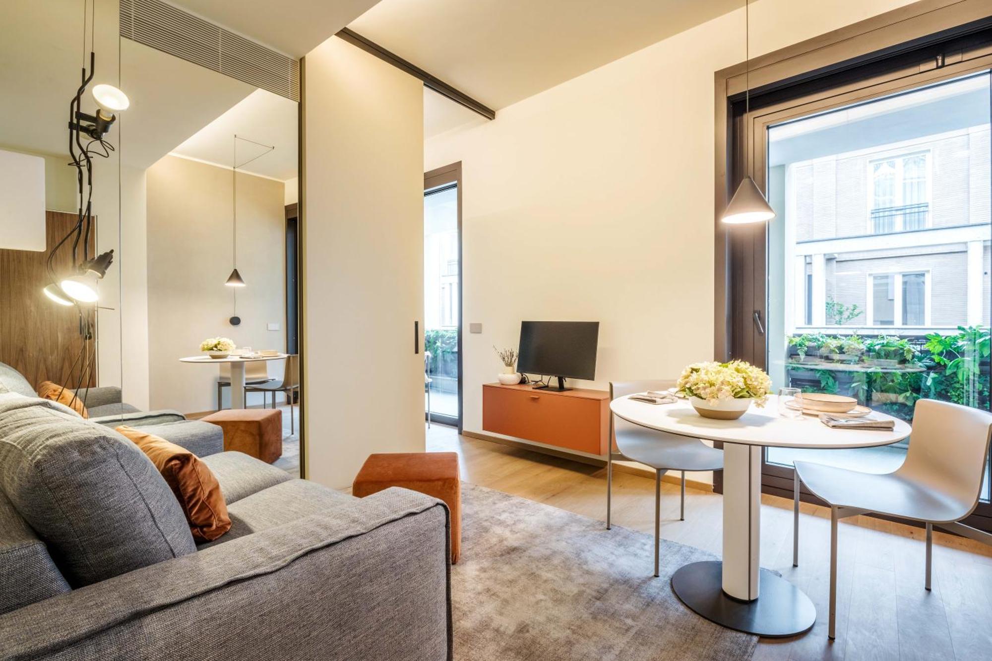 Apartment Exclusive Retreat Few Steps From Duomo - Apt 5 Milan