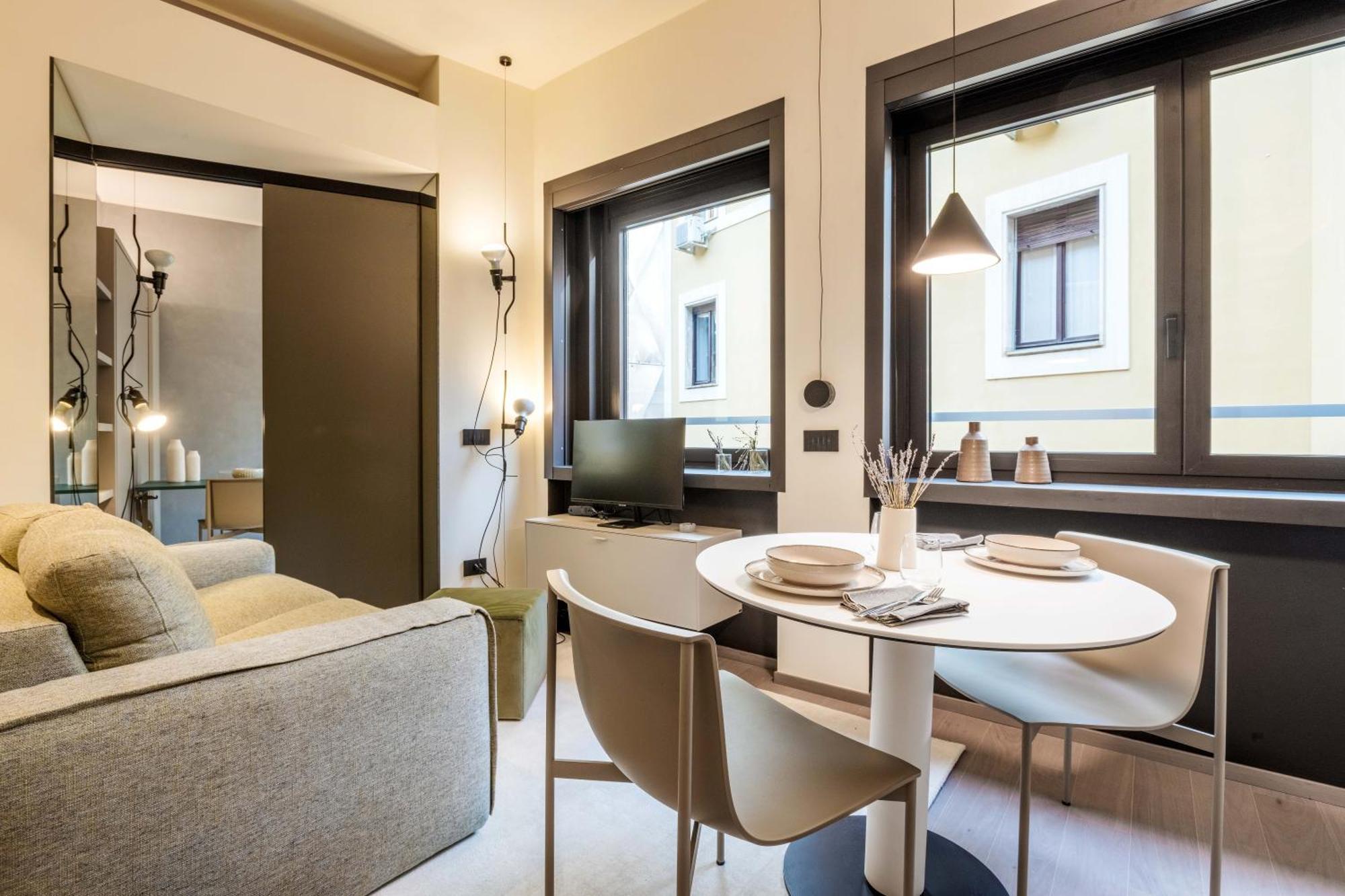 Apartment Exclusive Retreat Few Steps From Duomo - Apt 8