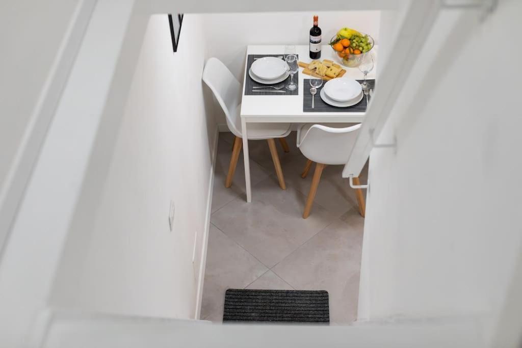 Three-suite With Free Netflix And Fast Wifi Leilighet Milano