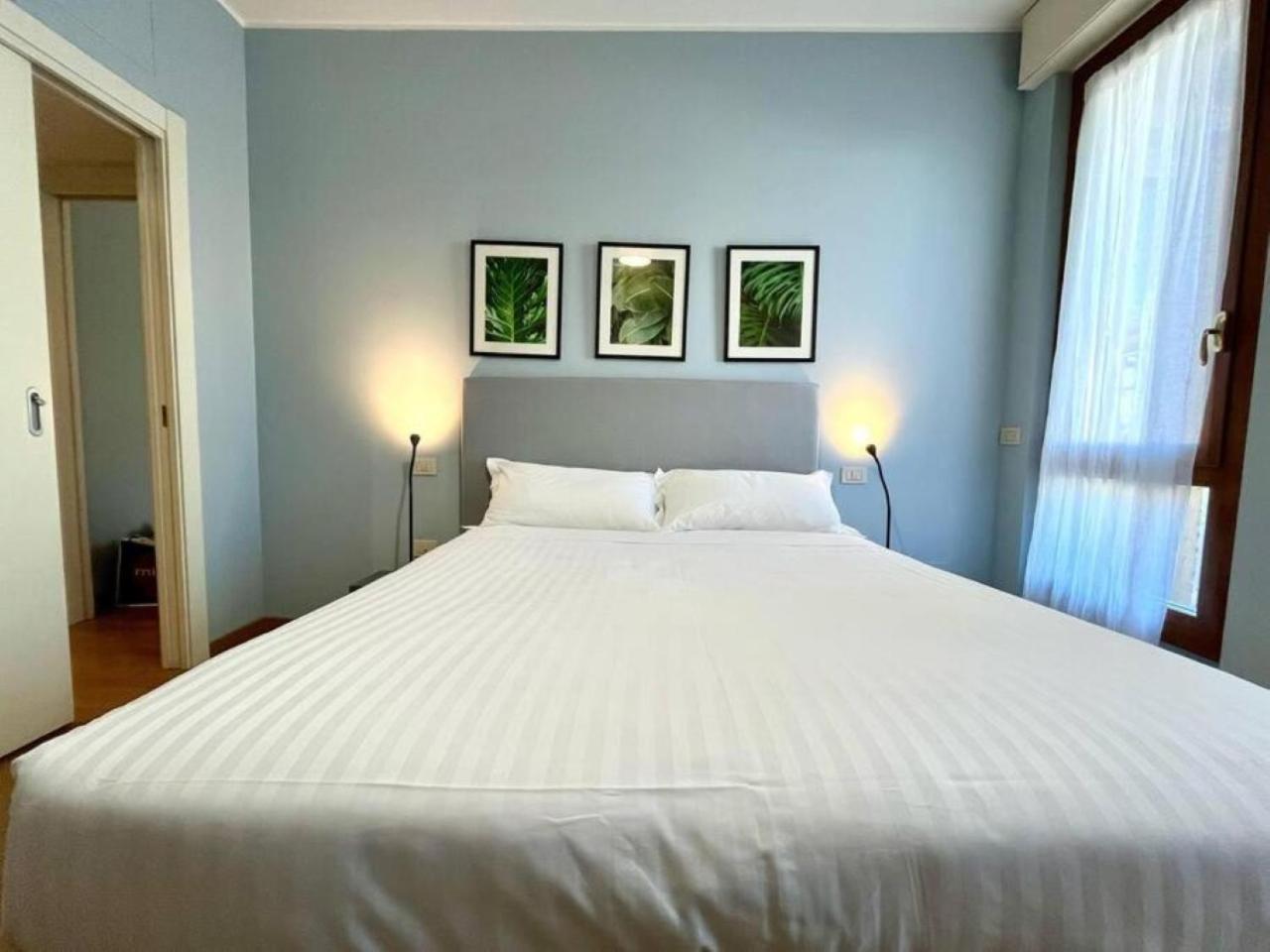 Apartment Maison Bleue- Romantic Flat,apt Near M1 -duomo 2 Fermate -centro Mailand