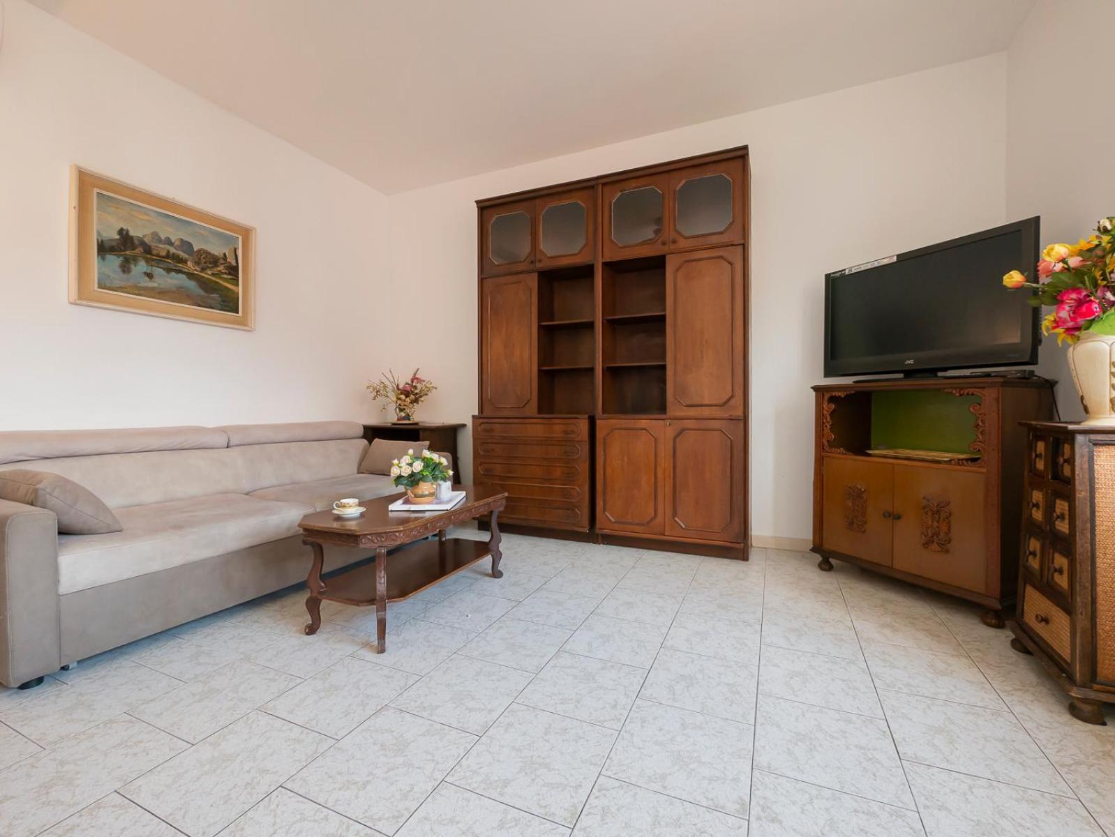 Apartment Ampio E Luminoso Appartamento, Posto Auto Gratuito - Quarenghi *