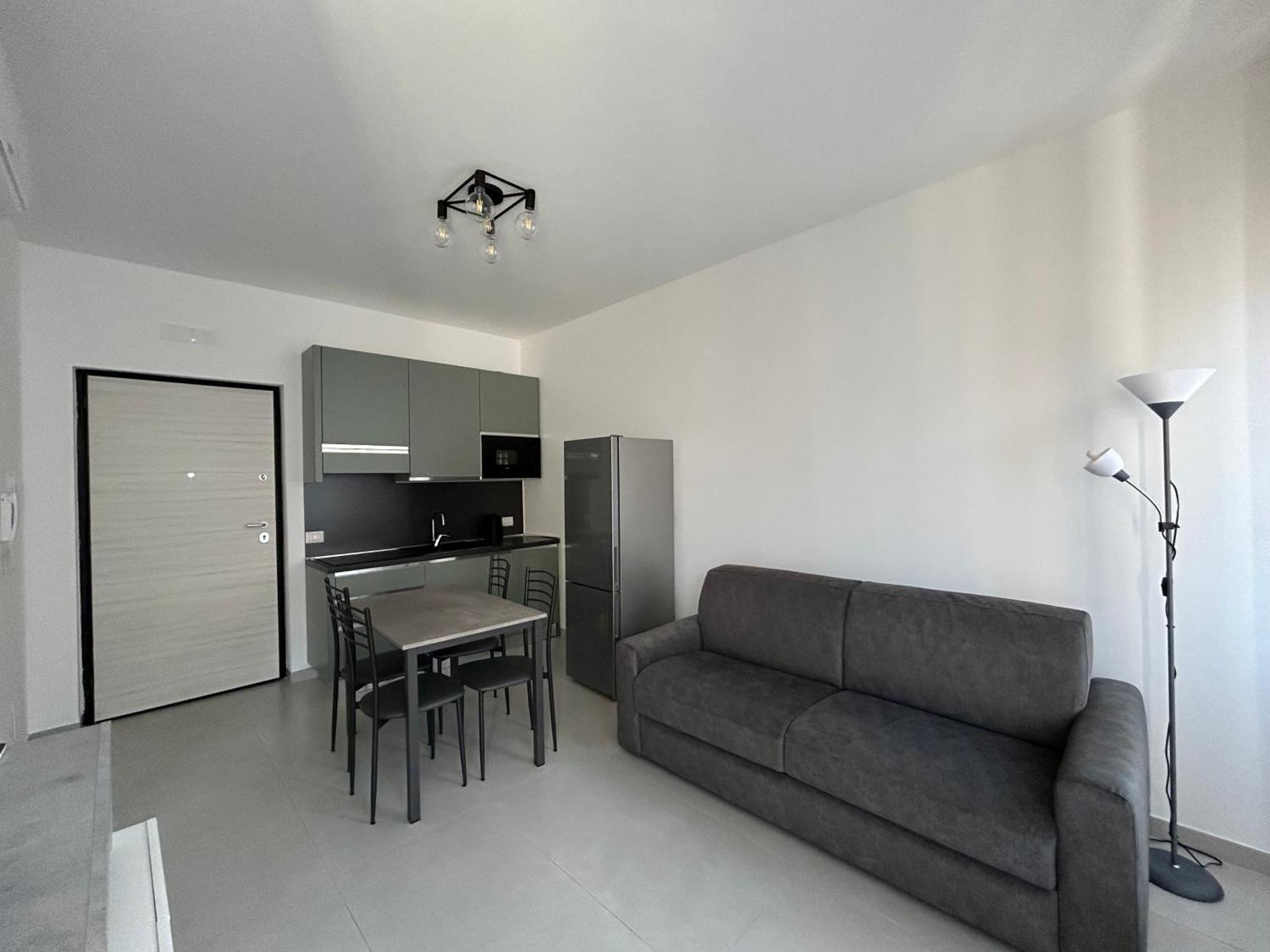 Im - Viale Monza Milan