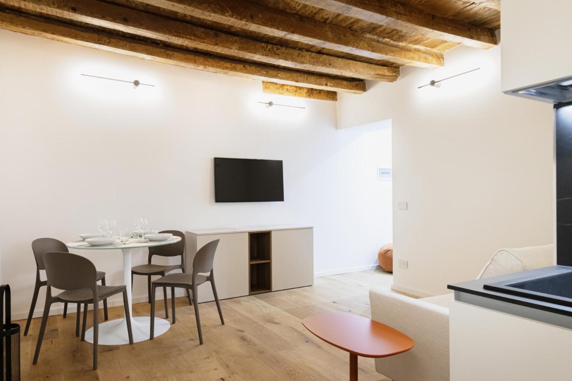 Easylife - Esclusivo Con Terrazzo A P.ta Venezia Milano