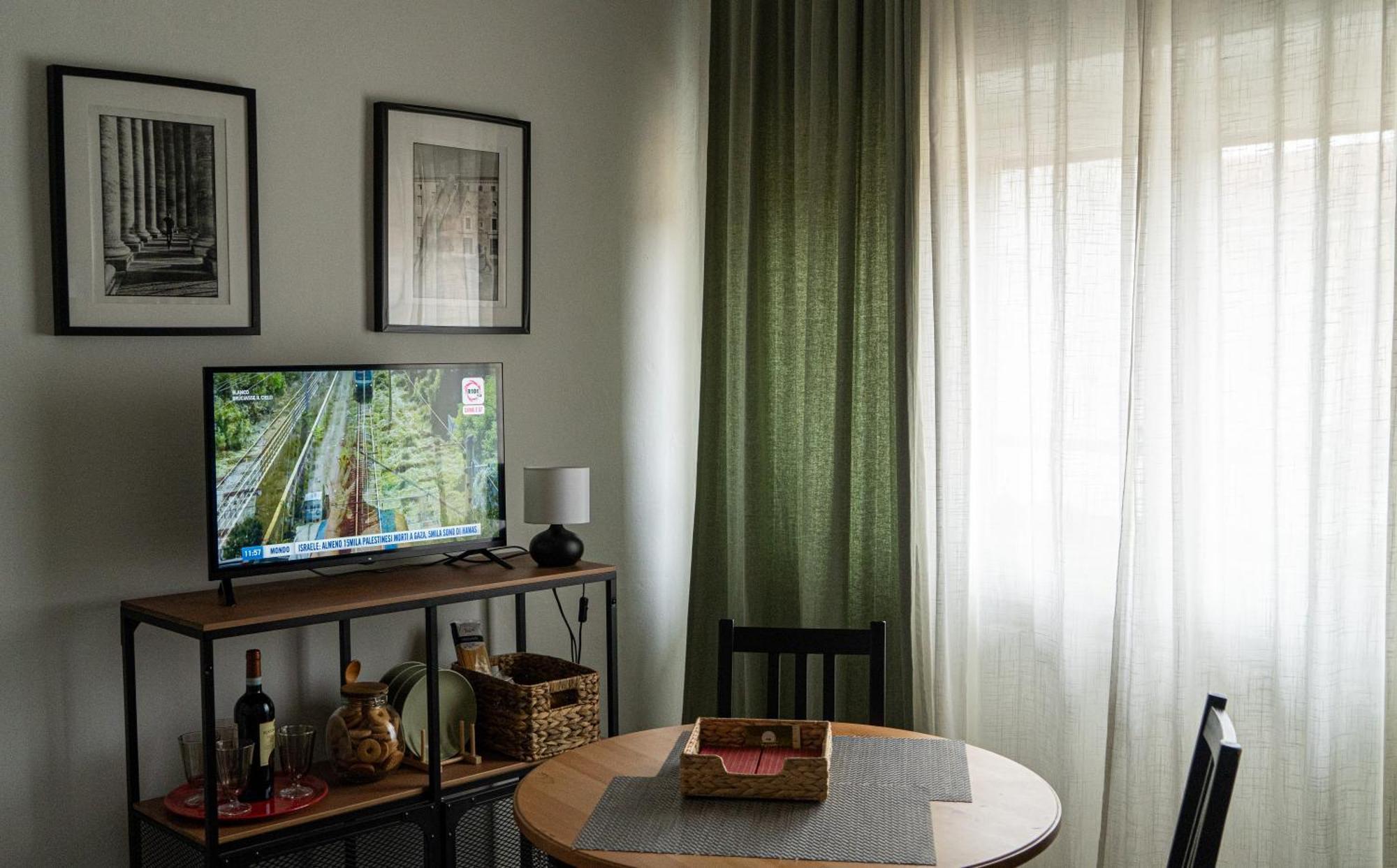 Apartment Mansarda Di Nolo-mm Pasteur-red Line