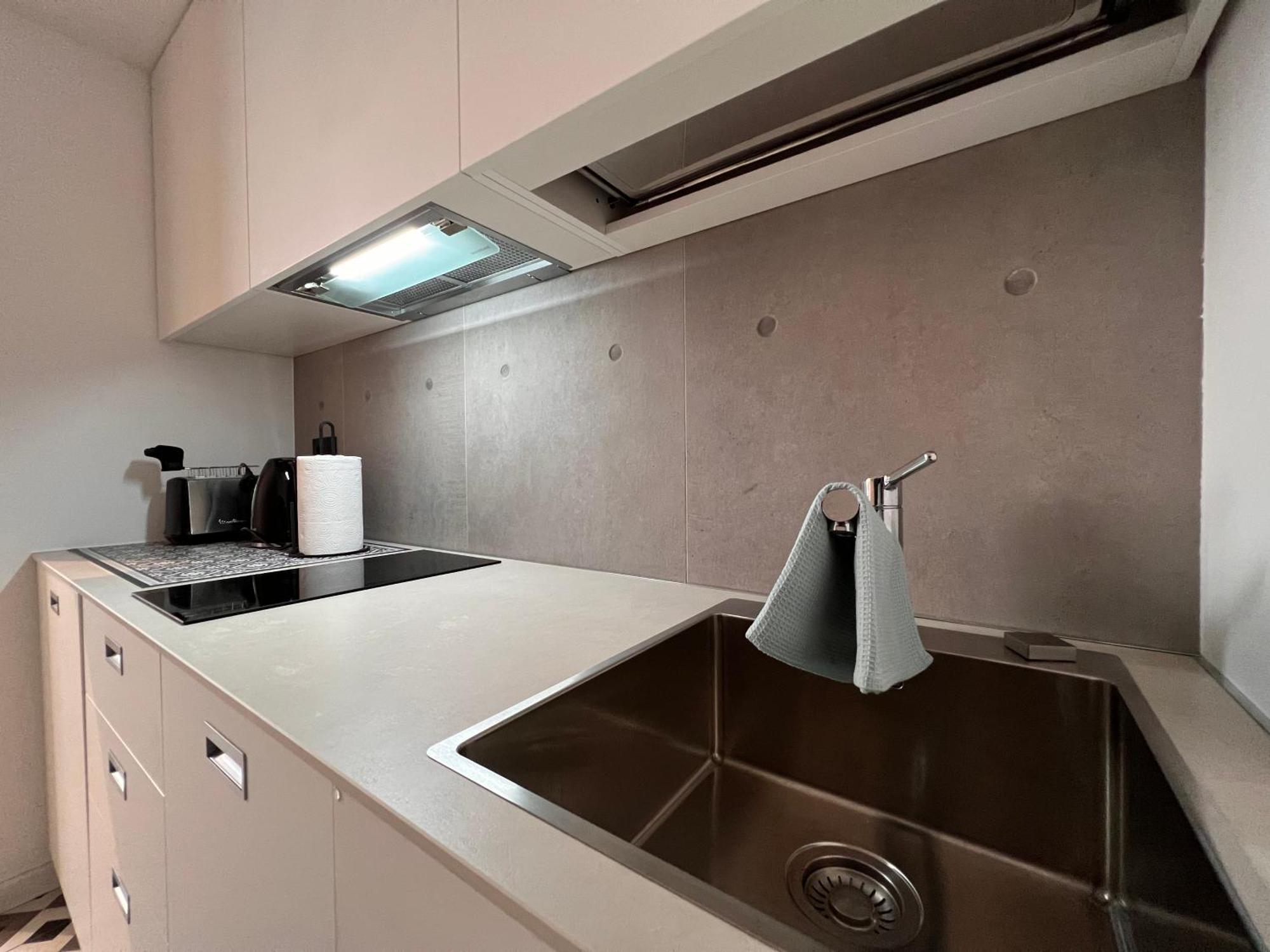 Apartment Legacy Of Milan, A Stylish Mini Loft