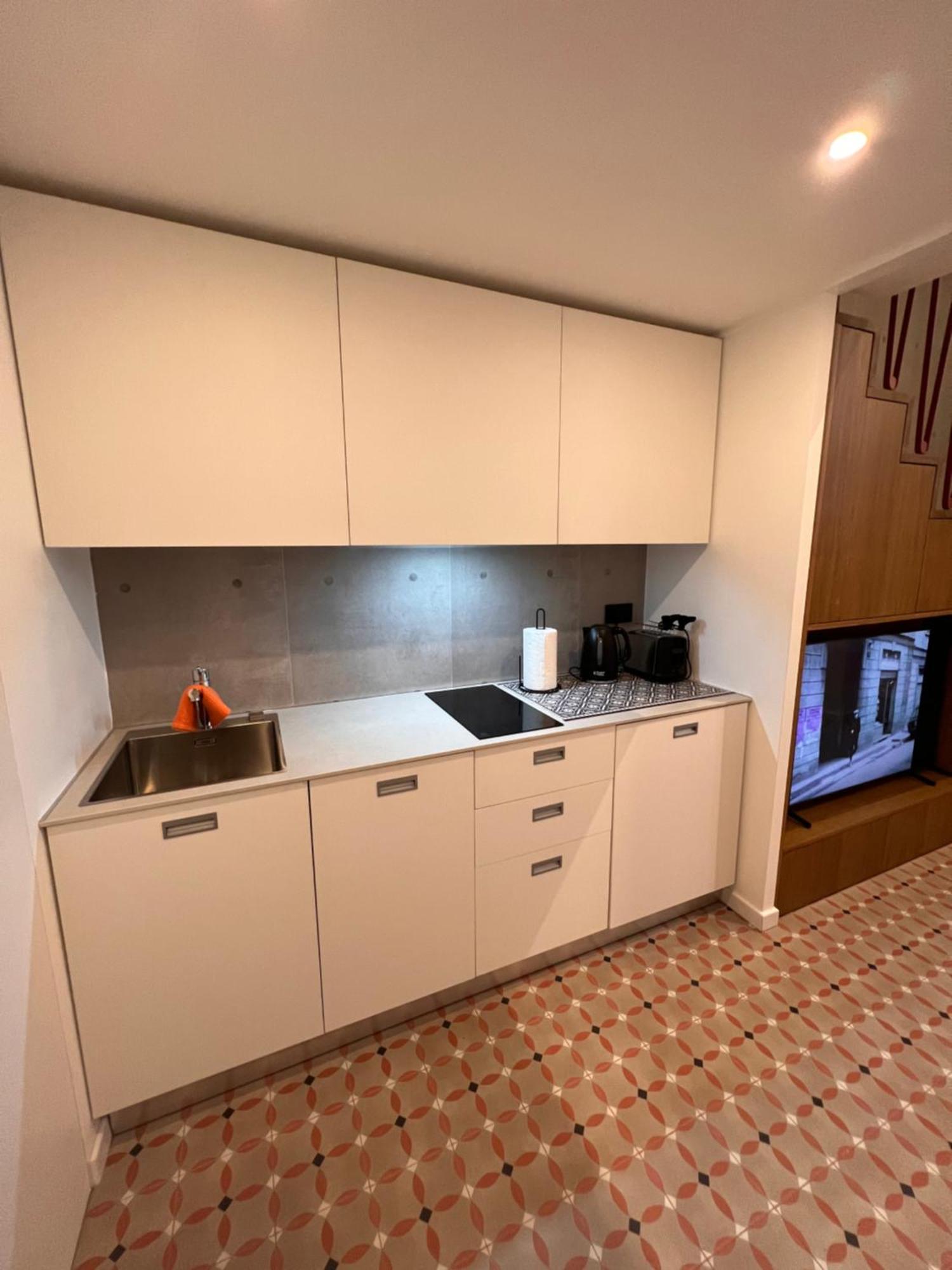 Flavors Of Milan, A Stylish Mini Loft