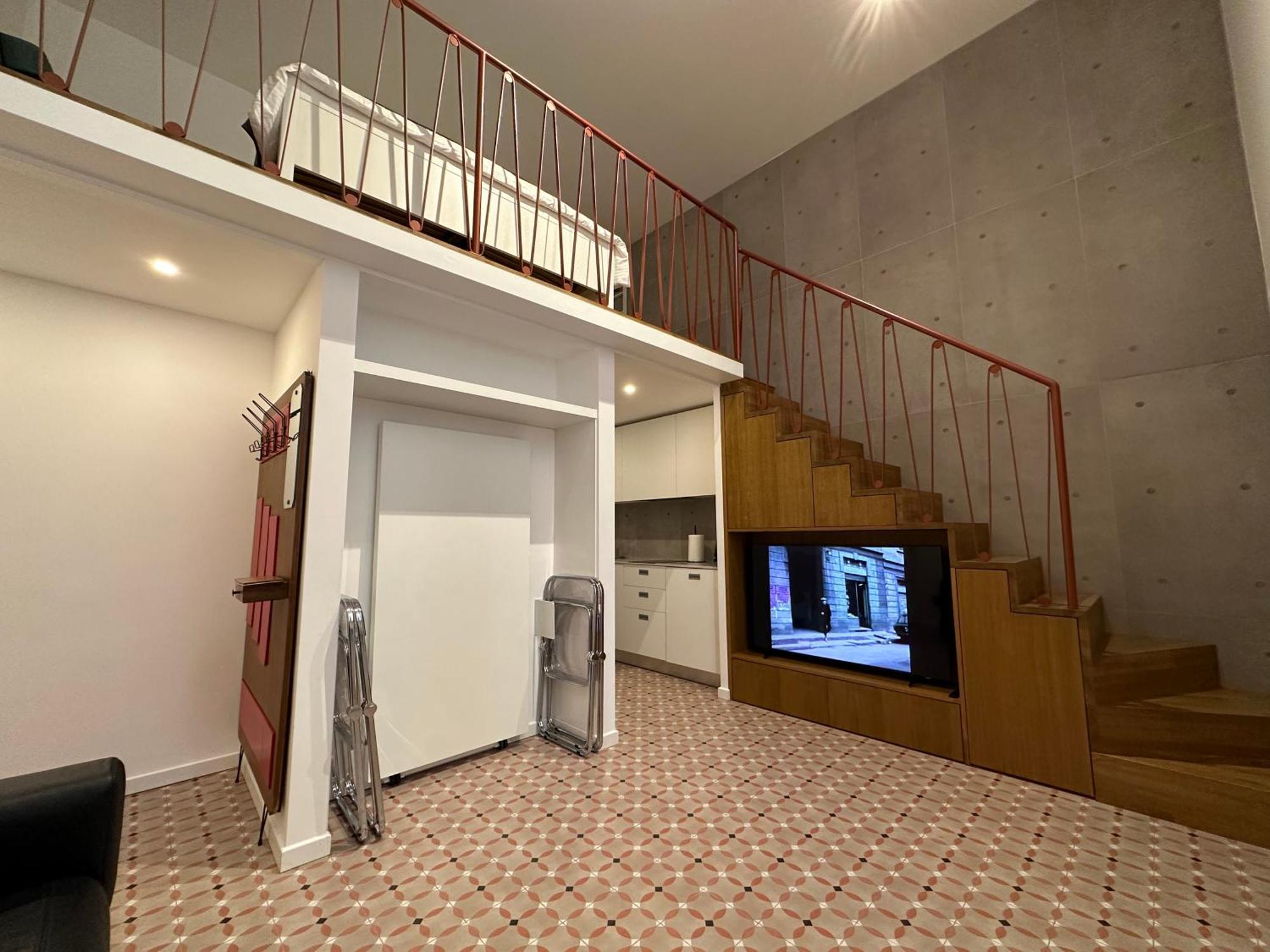 Flavors Of Milan, A Stylish Mini Loft