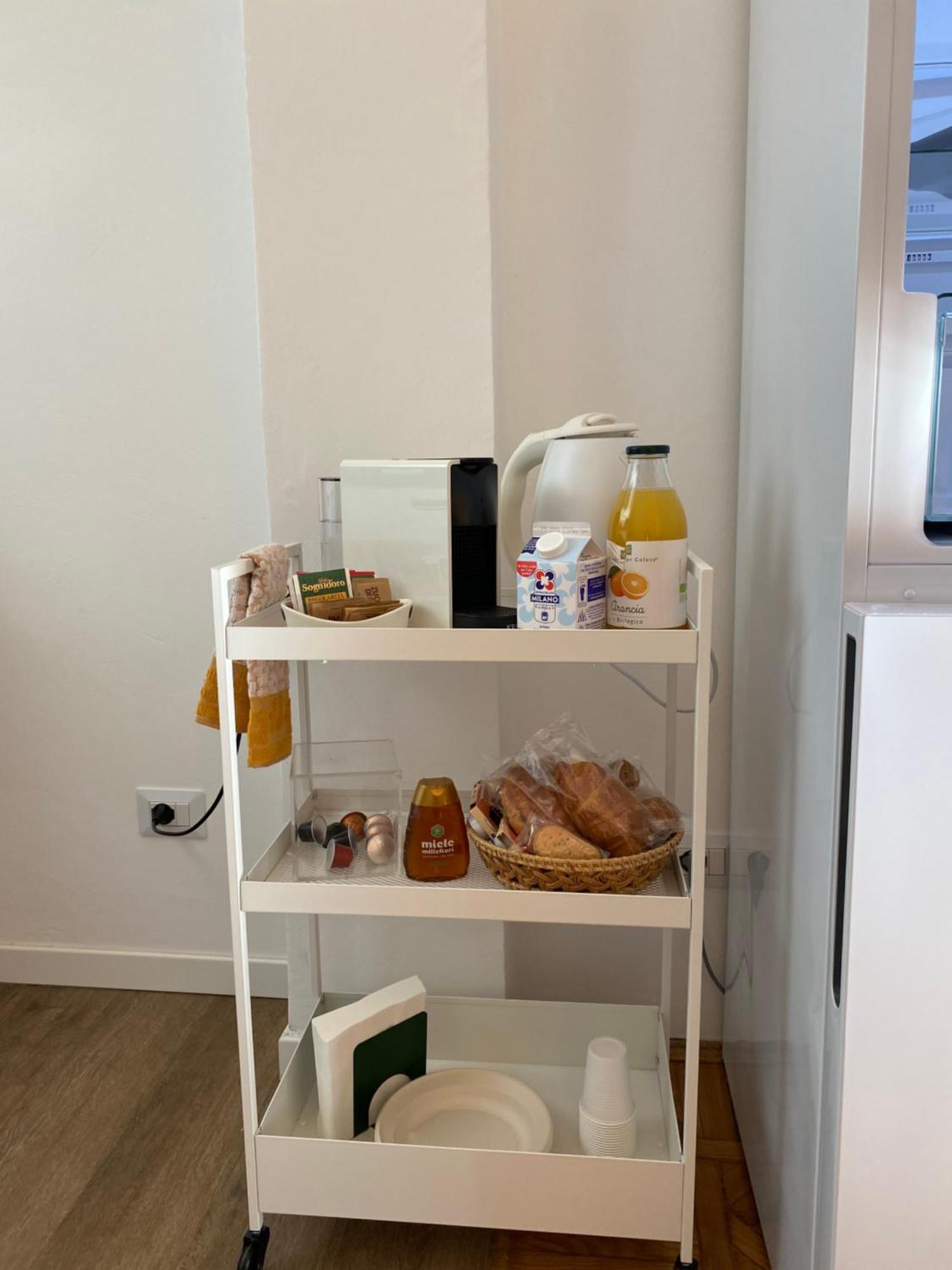 Daniela's Spazioso Ai Navigli Appartamento Milano