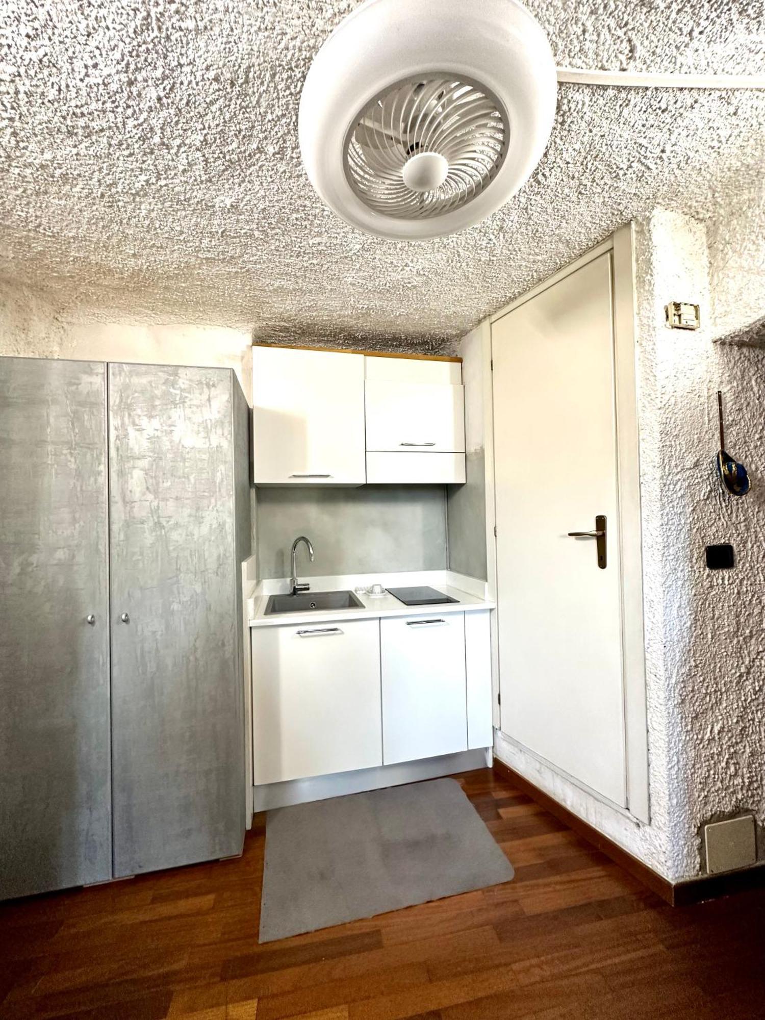 Porta Venezia - San Babila Apartment