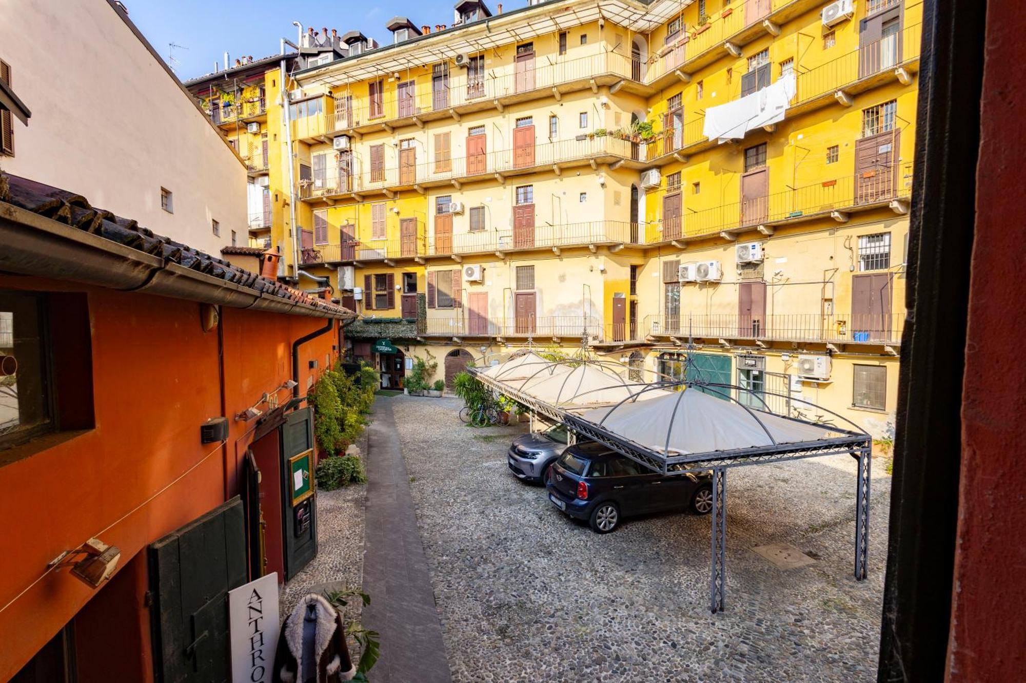 Le Corti Degli Artisti - Navigli * Mailand