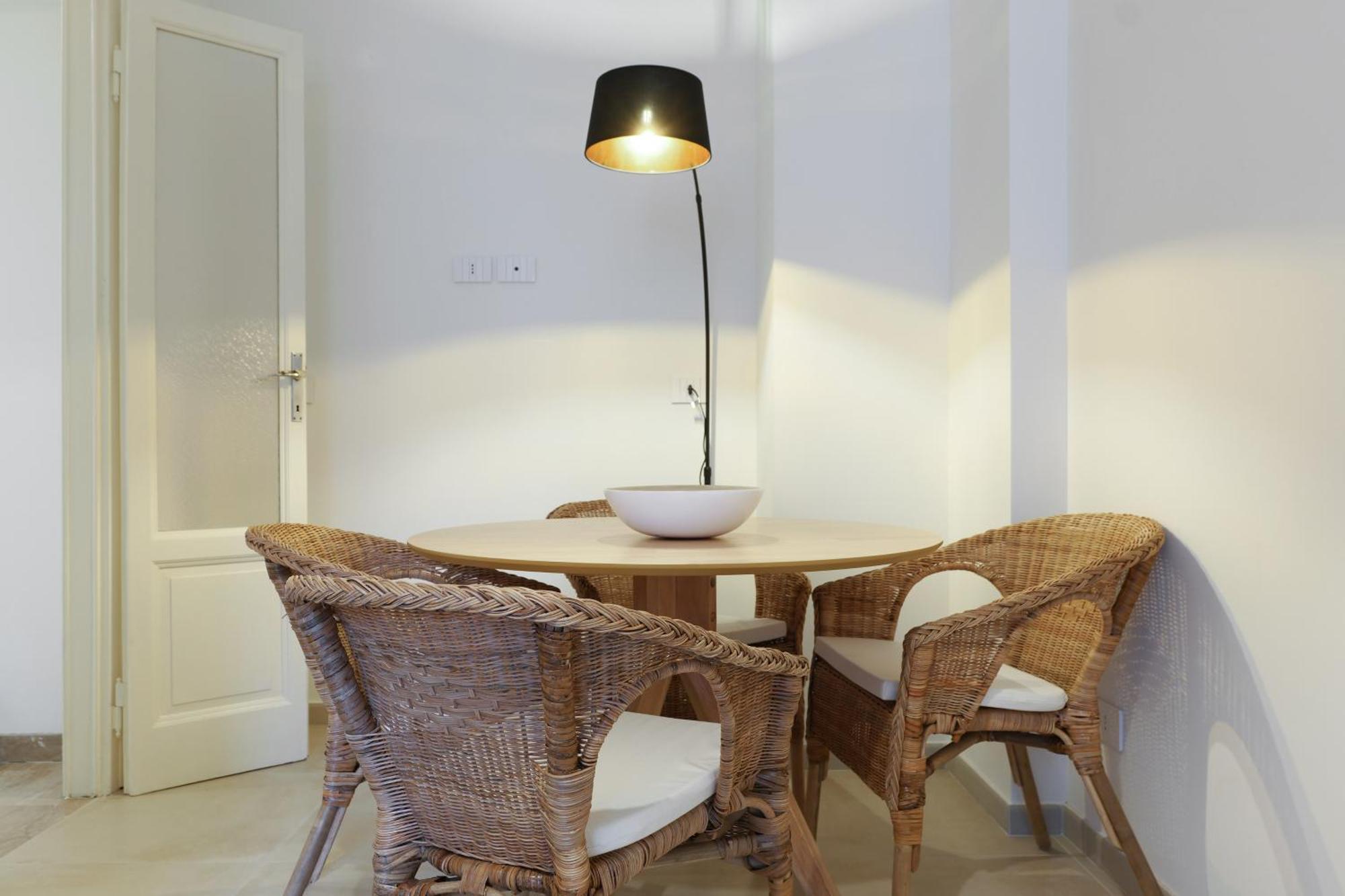 Adelaide Elegant Apartment *