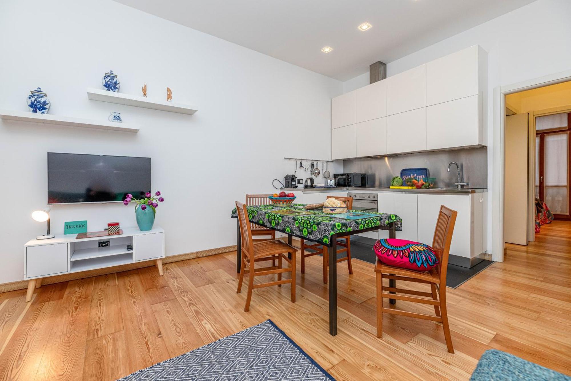 Quiet House In A Lively Area! Appartamento