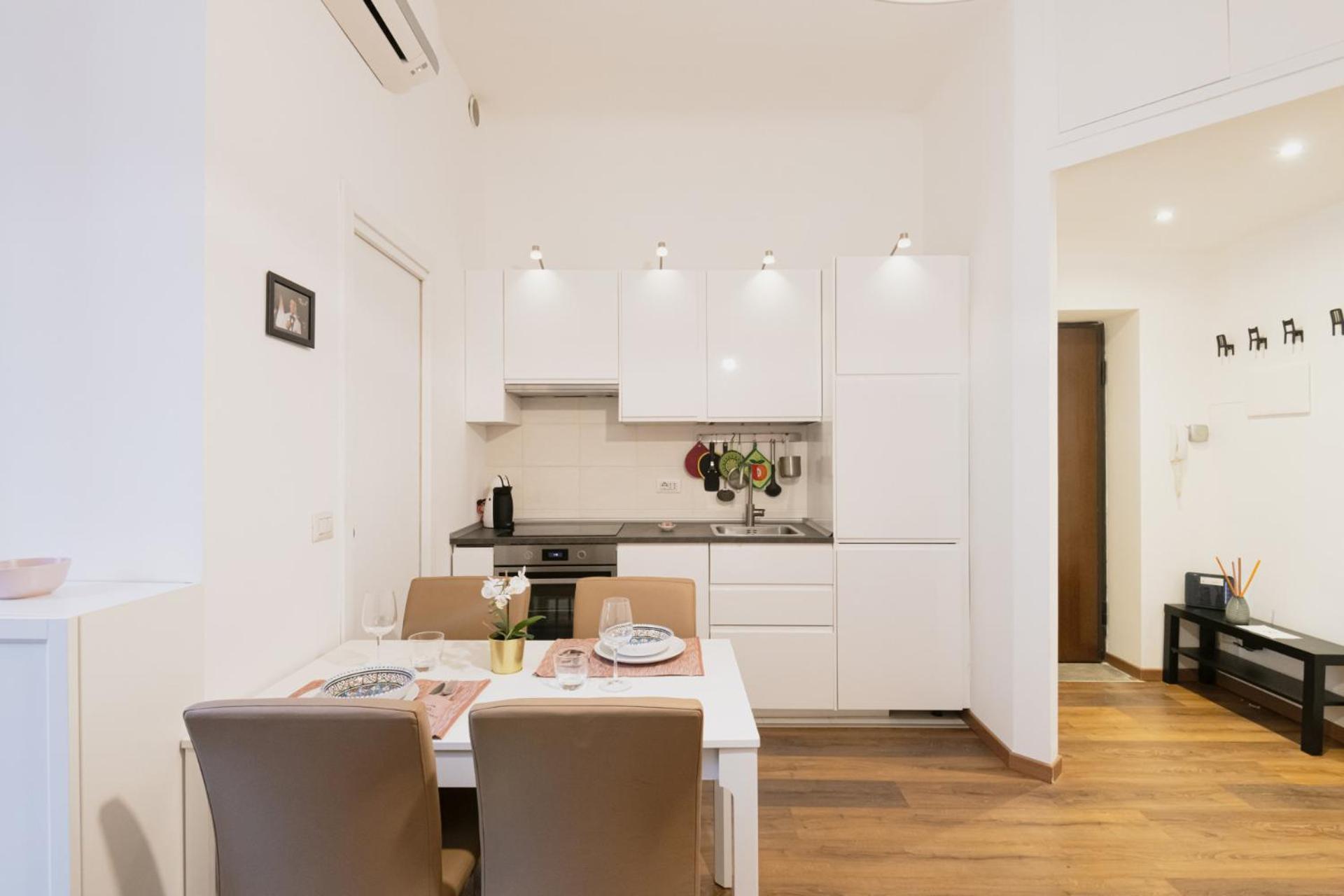 Apartment Easylife - Gemma Di Stile In Zona Bocconi Mailand