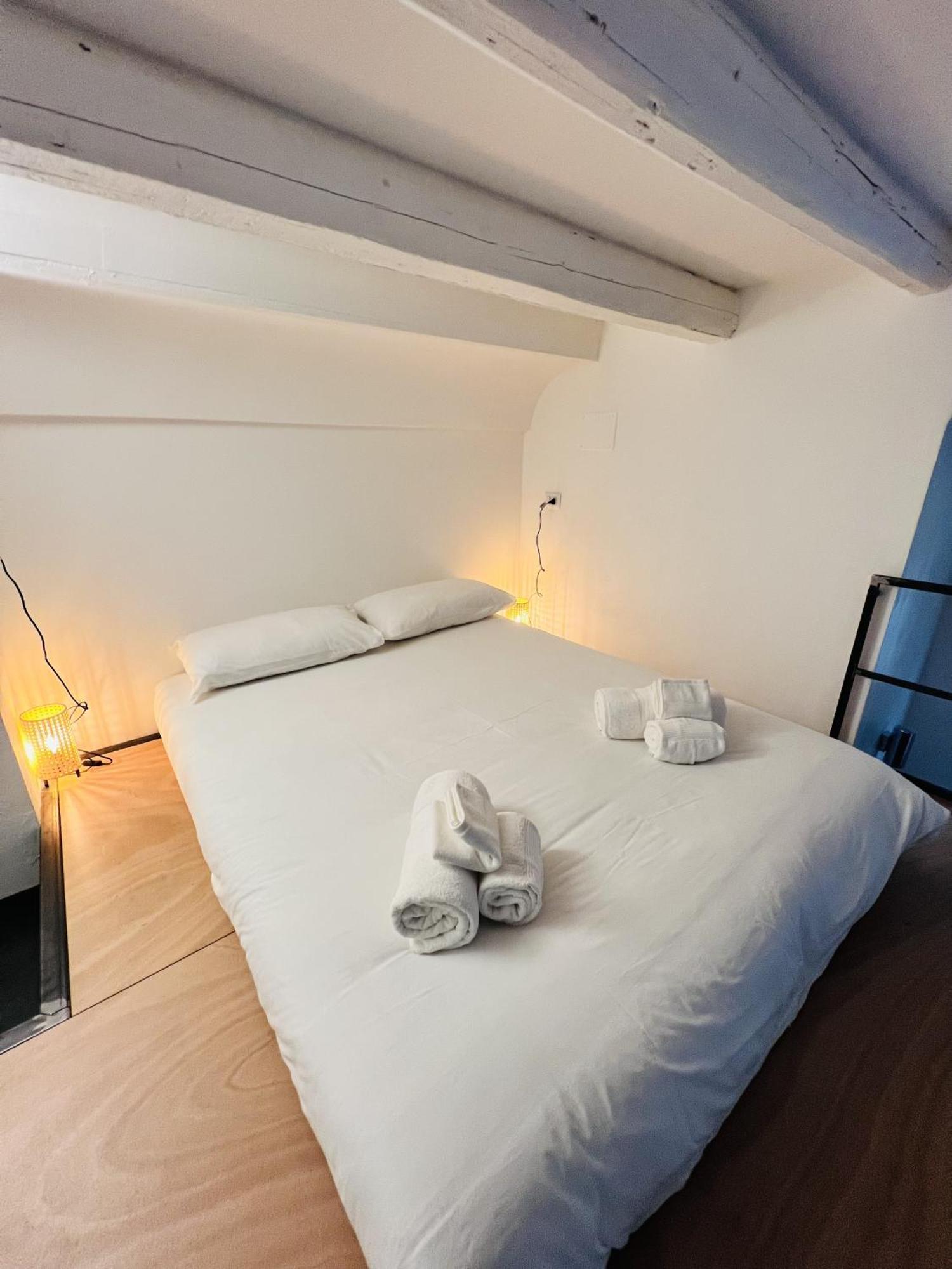 Apartment Design Loft Navigli *