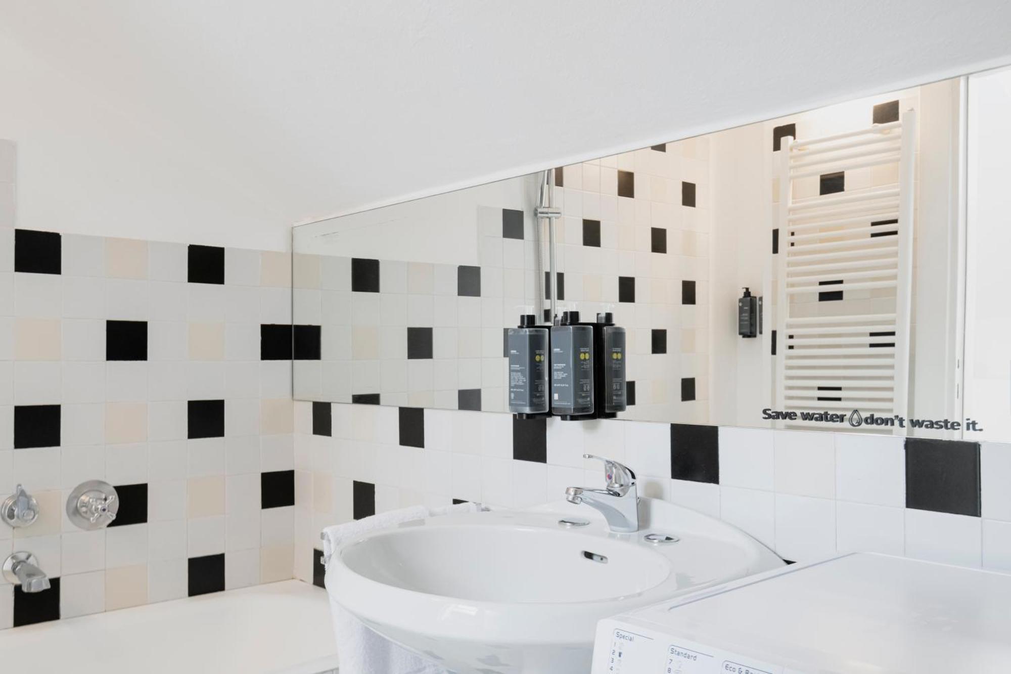 Relstay - Arco Della Pace - Sunny Loft Apartment