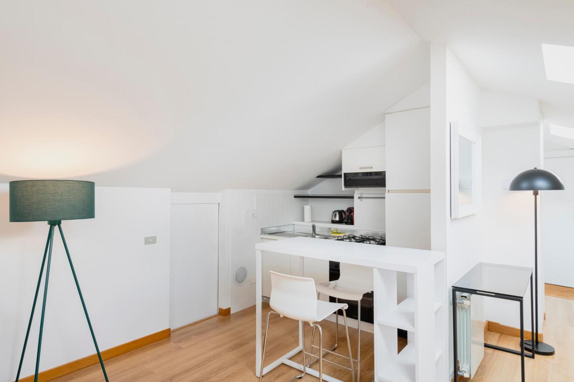 Relstay - Arco Della Pace - Sunny Loft Lejlighed