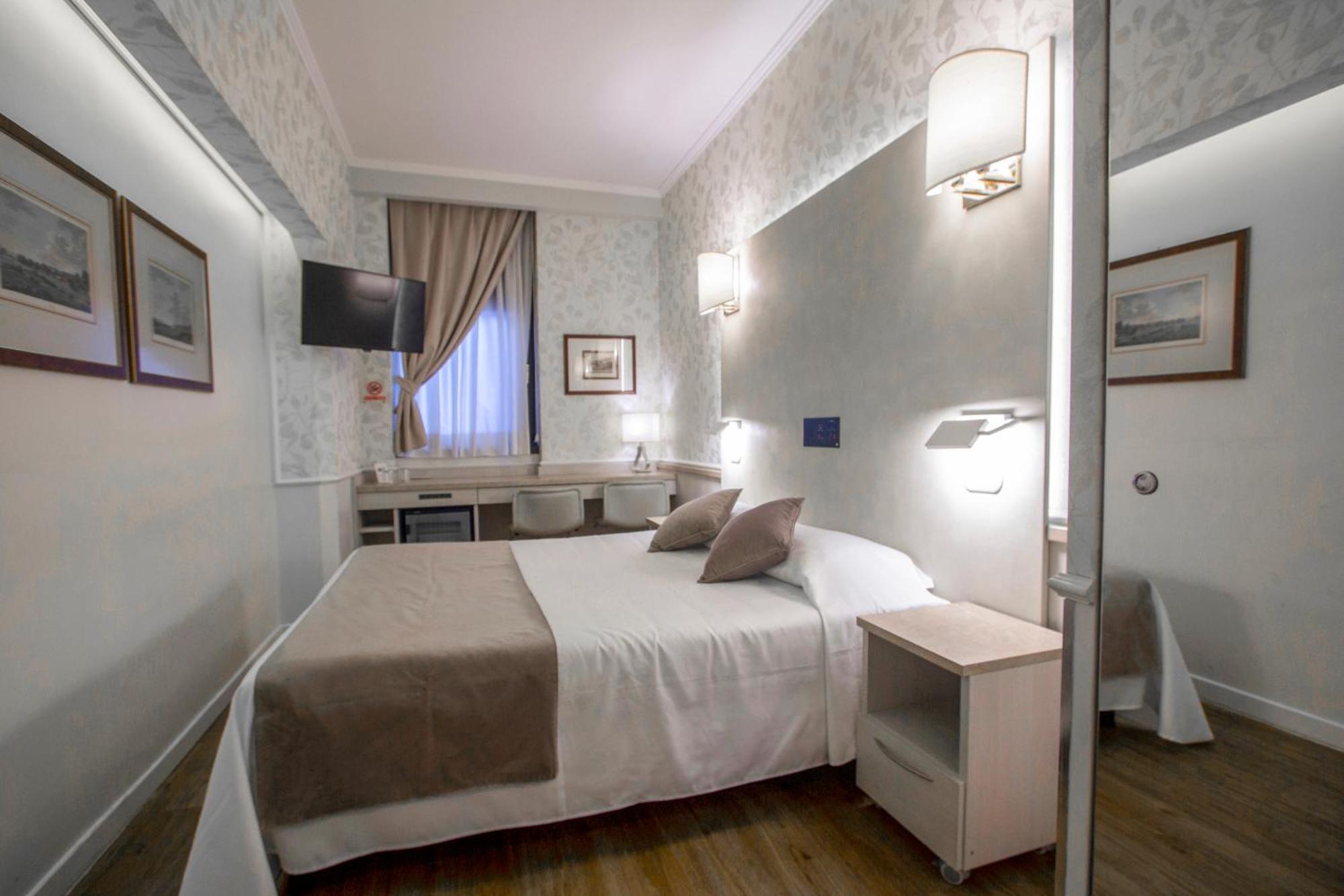 Hotel Flora