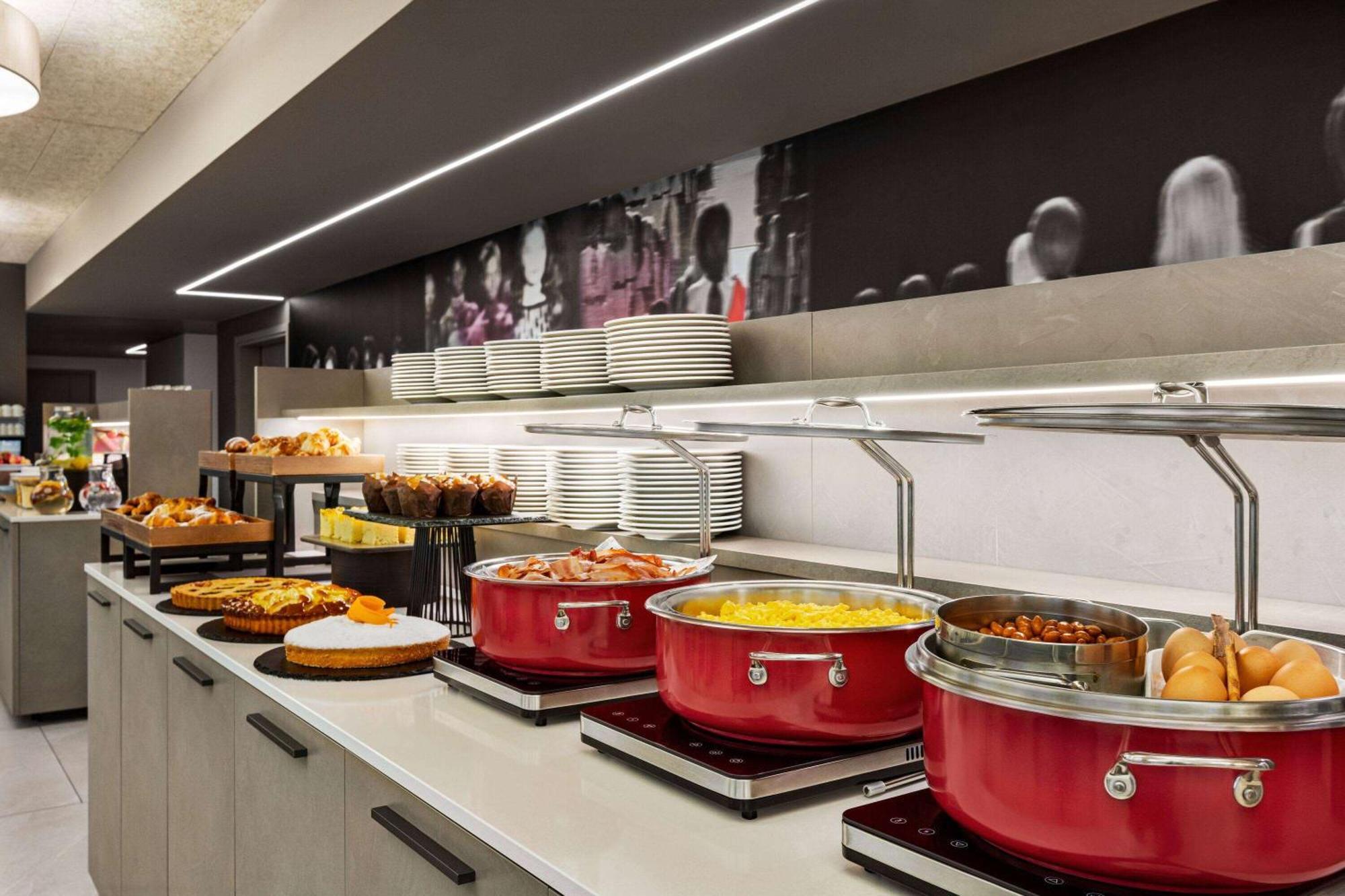 Hotel Amedia