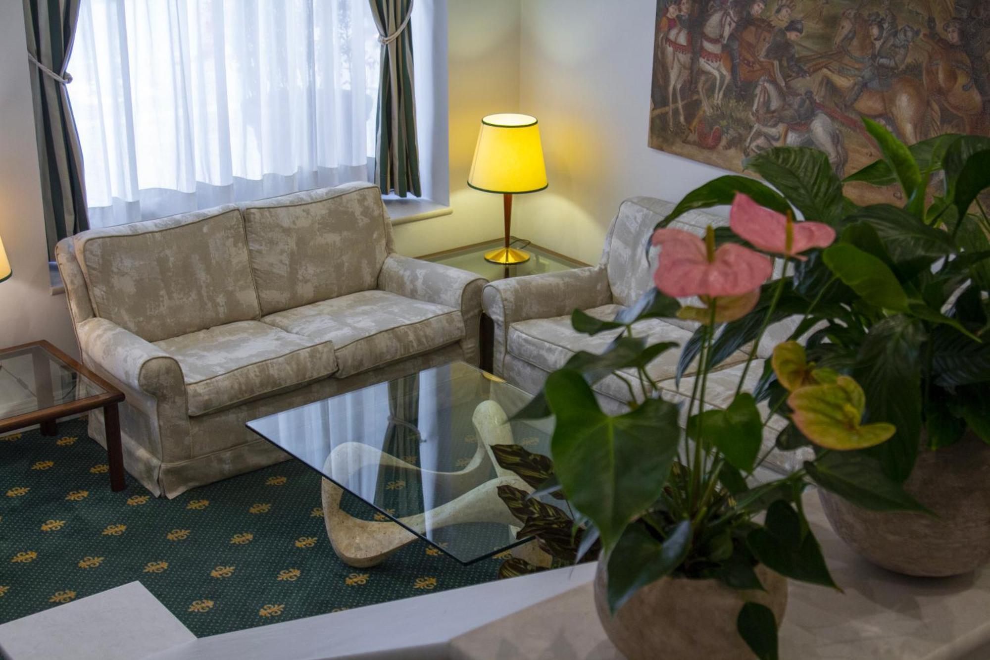 Flora 3* Milano