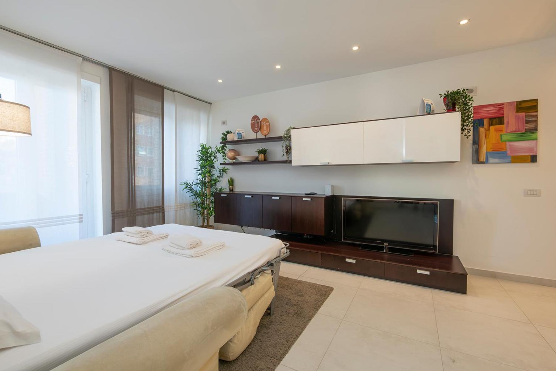 Ihost - Tito Livio 20 Milano