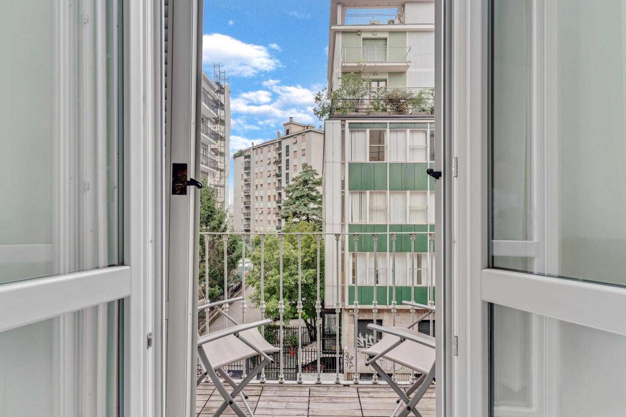 Apartment Cav4 - In The Heart Of - *