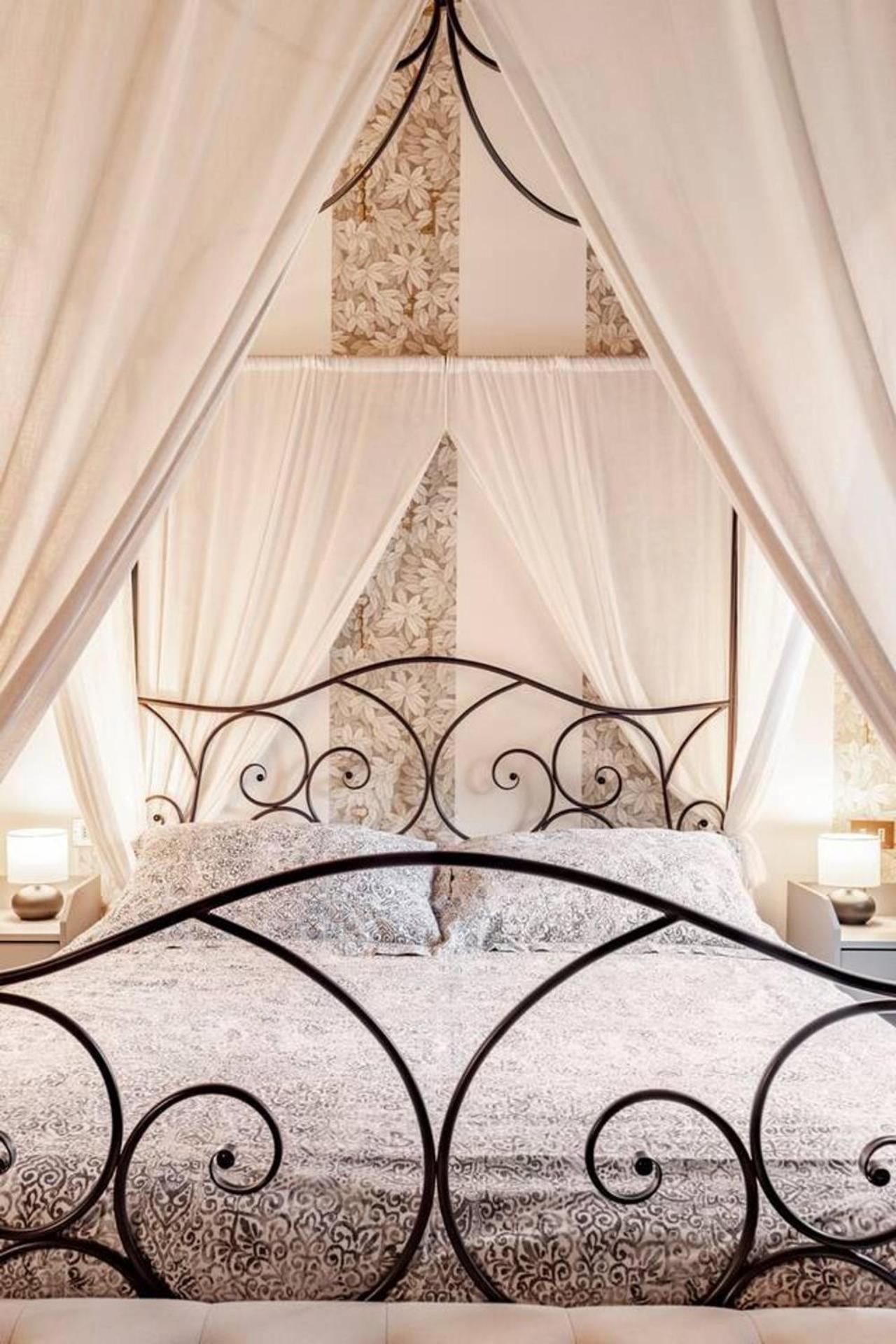 Design With Parking Navigli Area Holiday home *