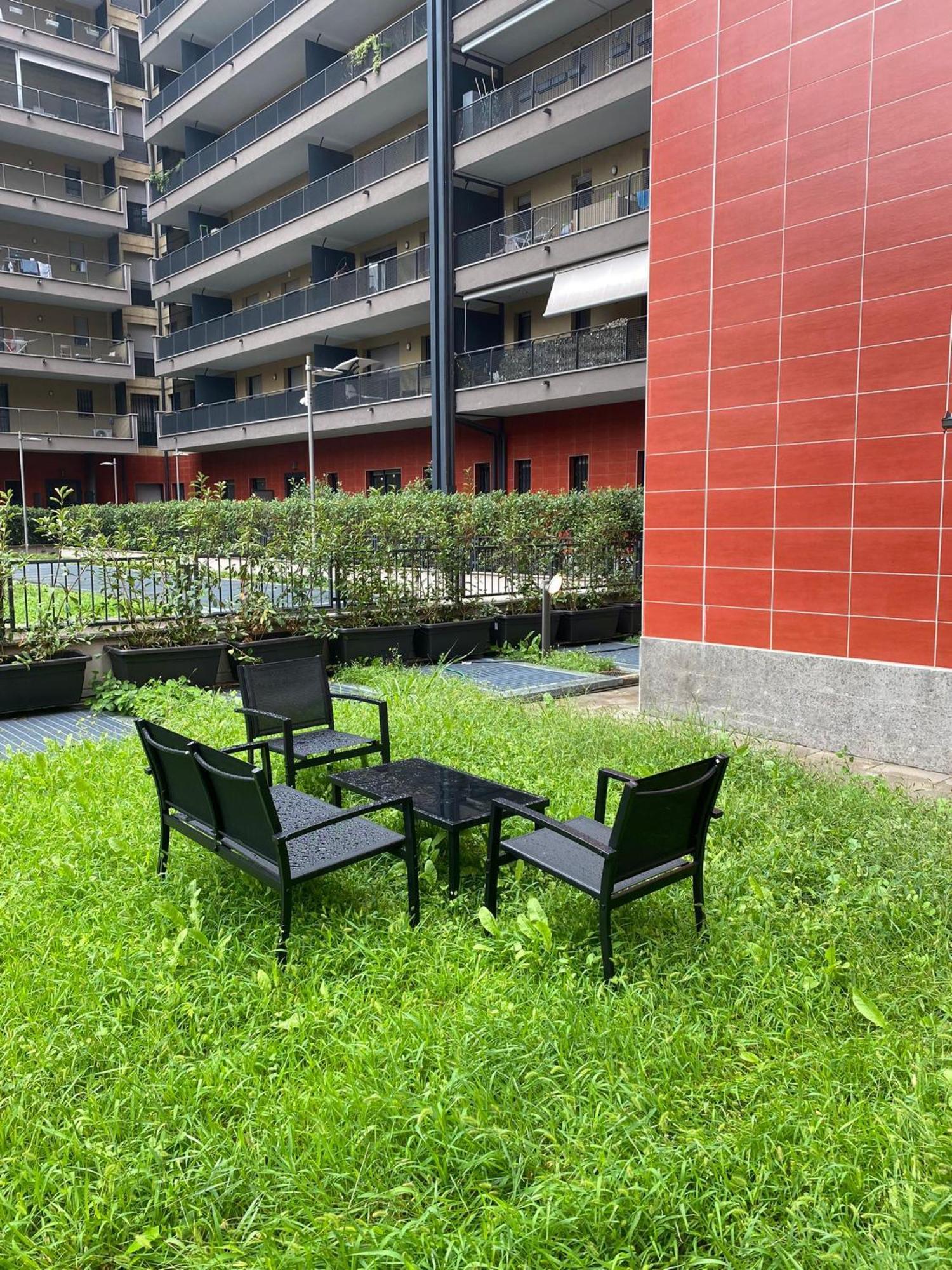 Cos54 - Exclusive With Garden In Milan