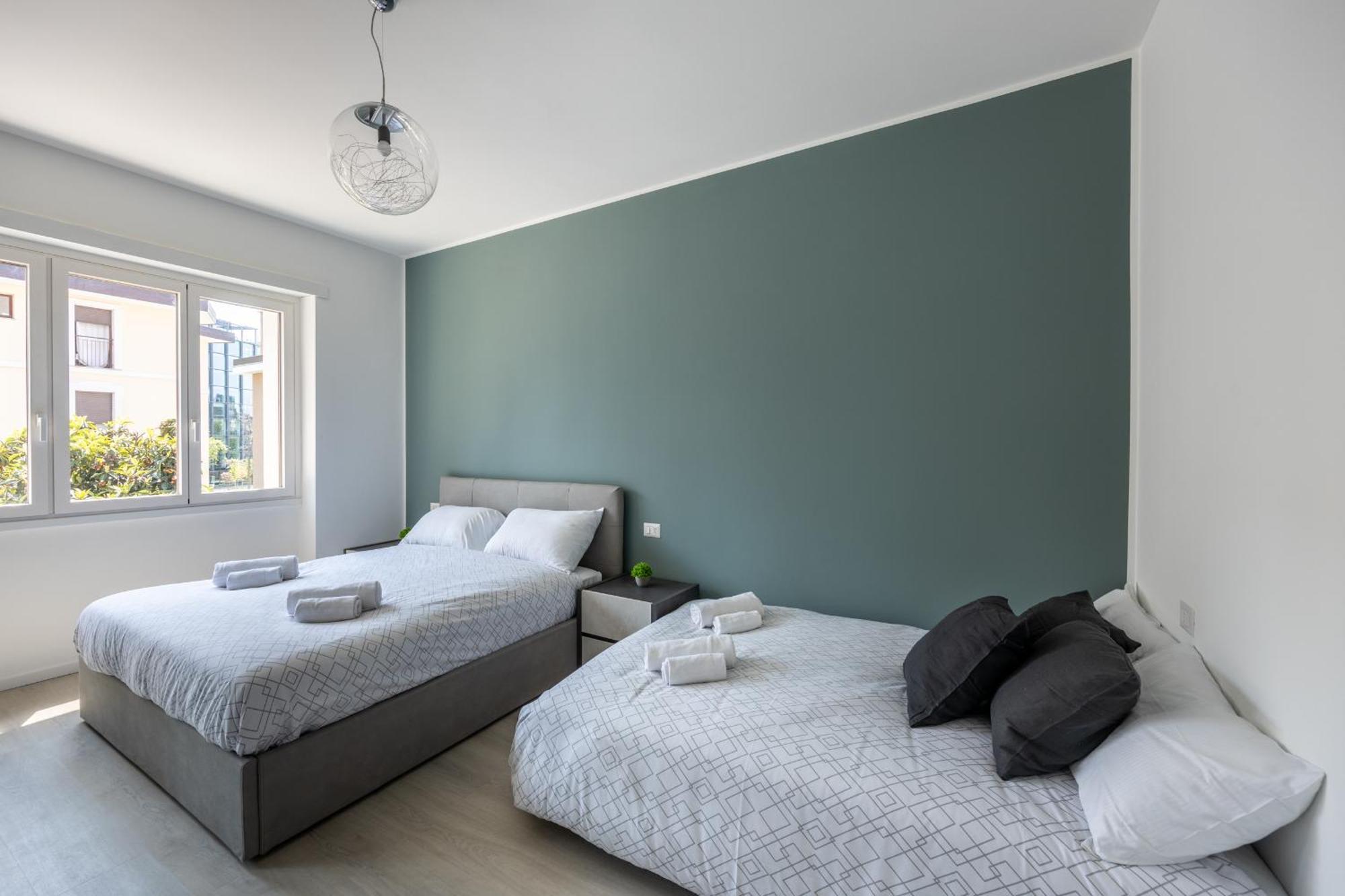 Apartment Duomo - 6 Stops From Duomo, 5min From Station, Ac, Netflix, *