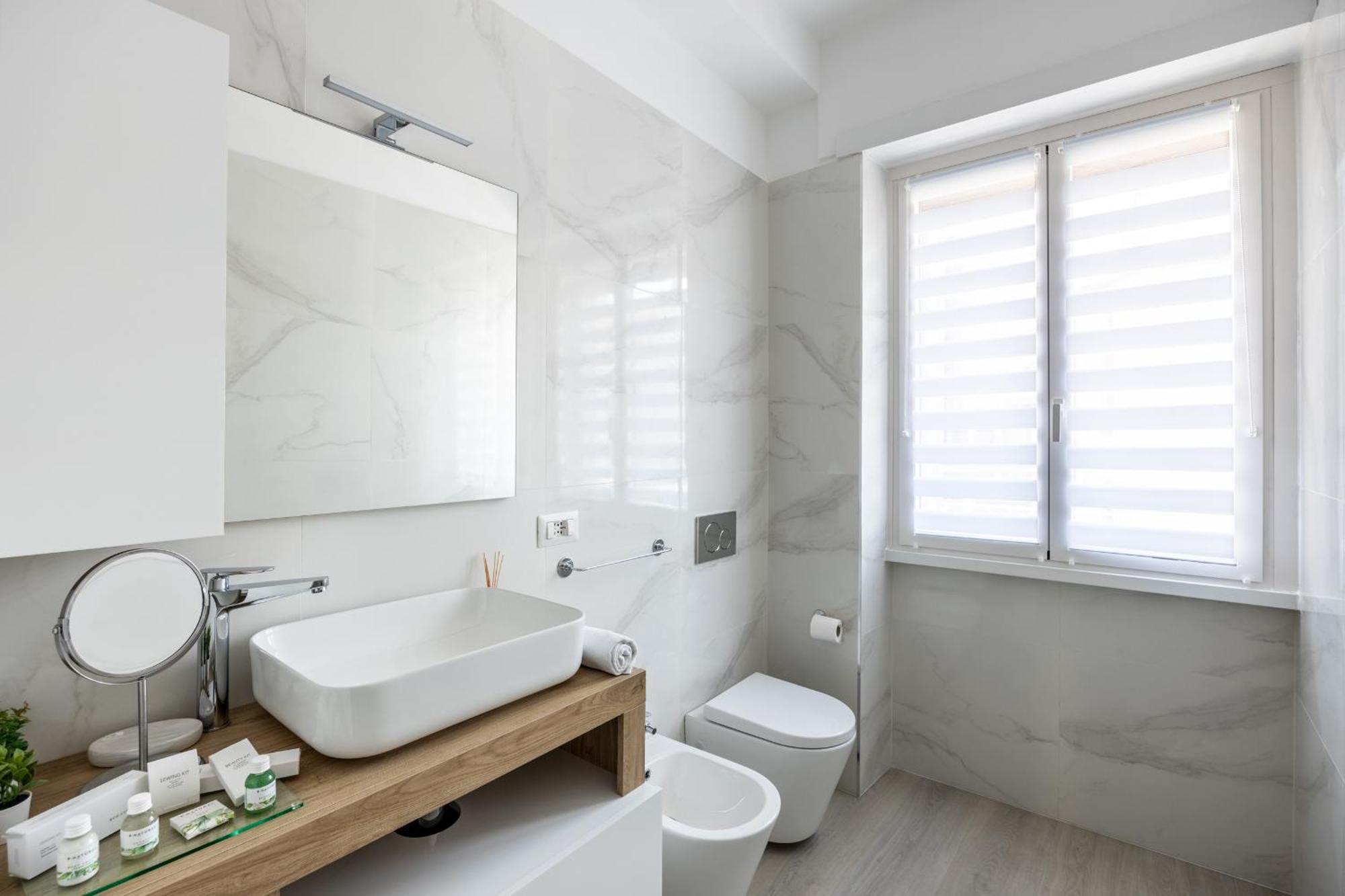 Duomo - 6 Stops From Duomo, 5min From Station, Ac, Netflix, * Mailand
