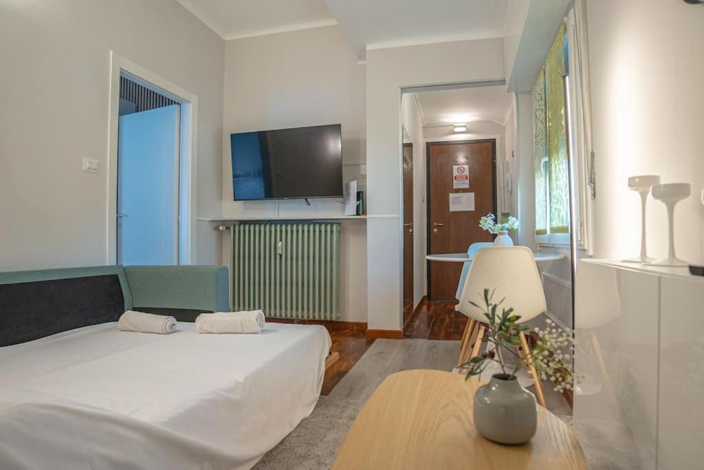 Singola Con Ac, Tv, Wi-fi E Cucina * Milano