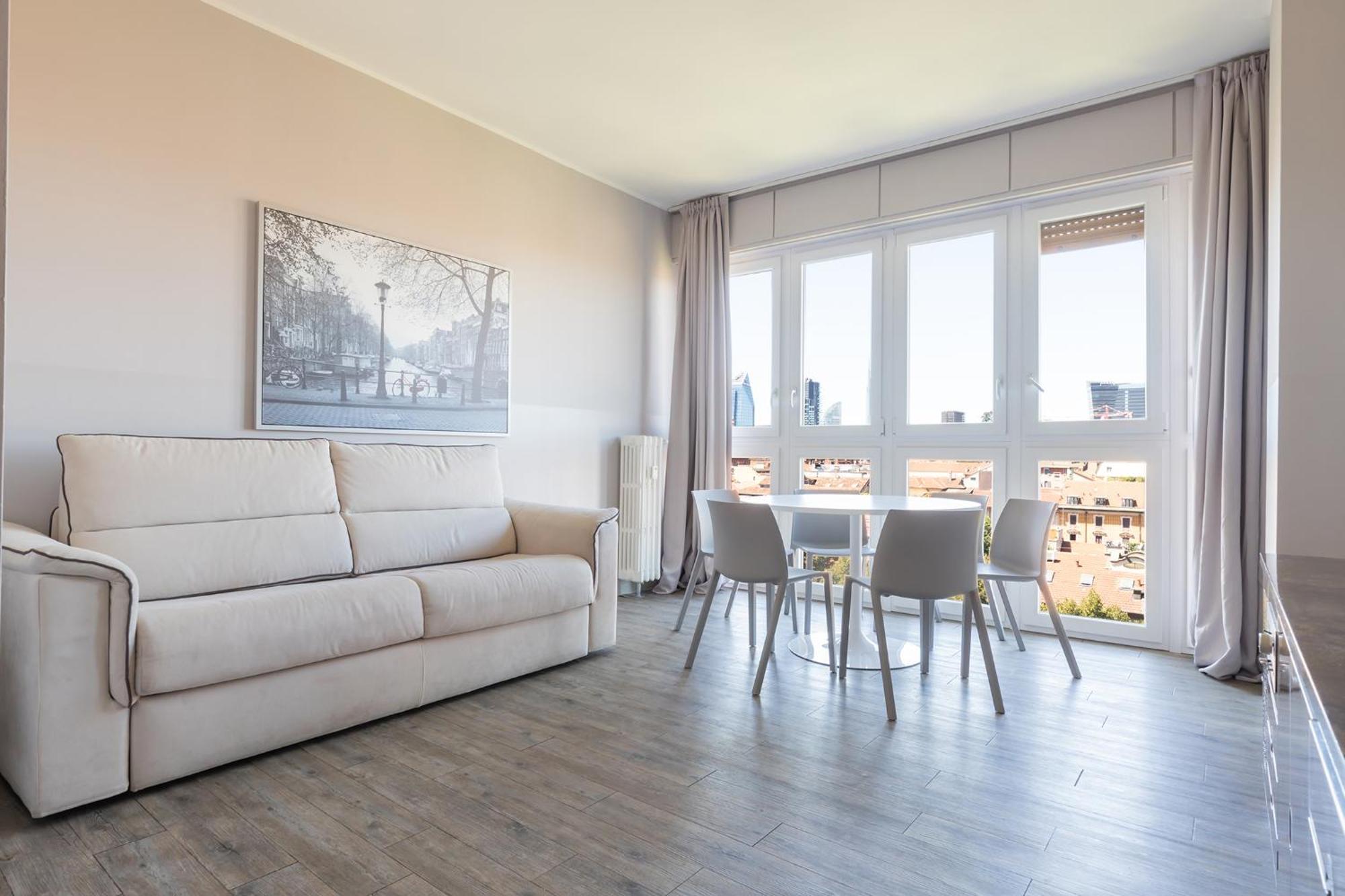 Retreats Apartment