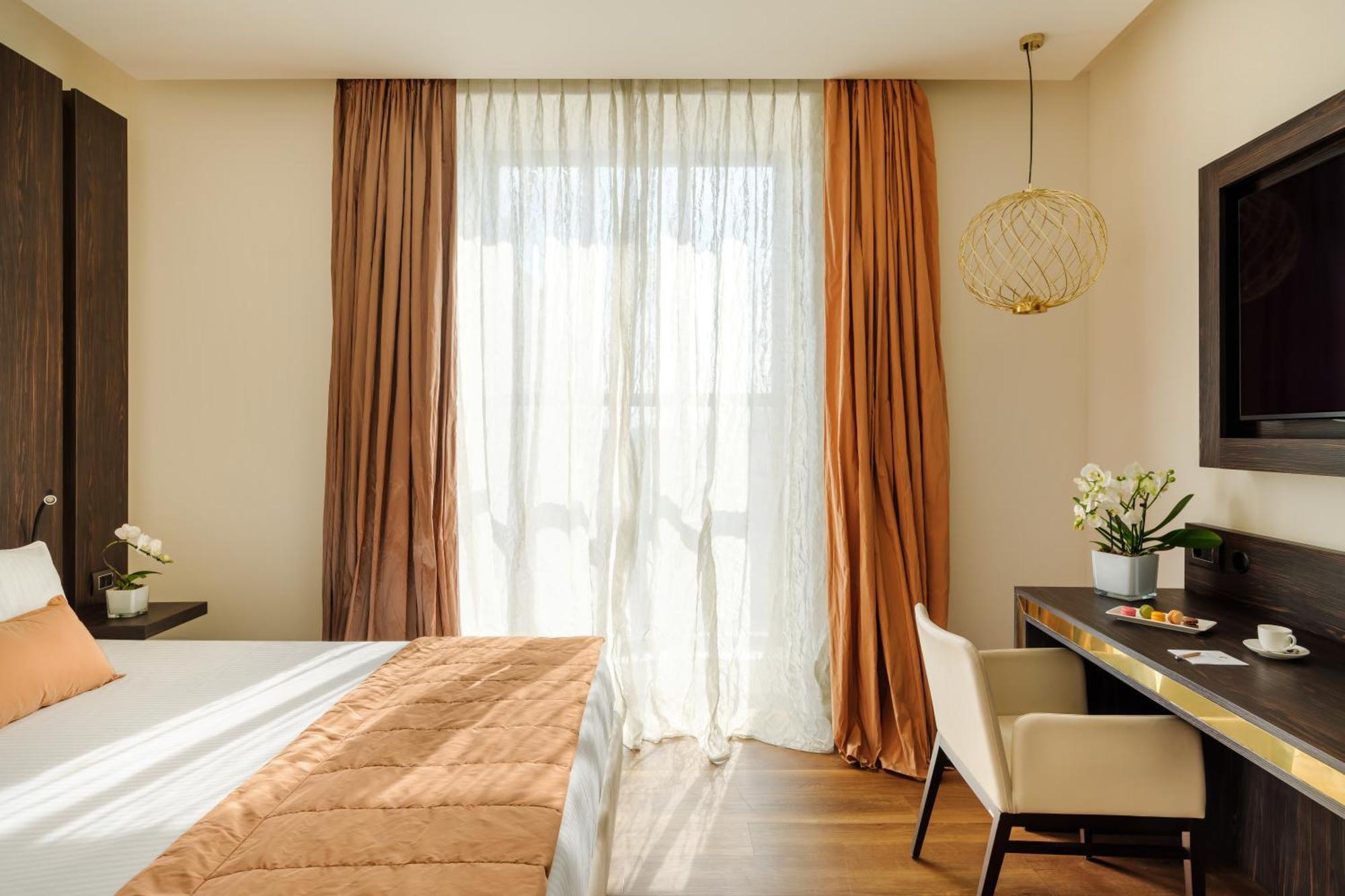 Hotel Dei Cavalieri Duomo 4*
