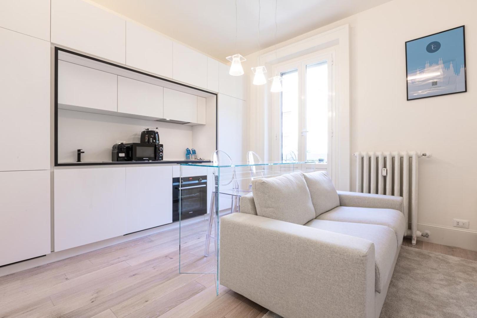Apartment With Balcony - Collection Milan