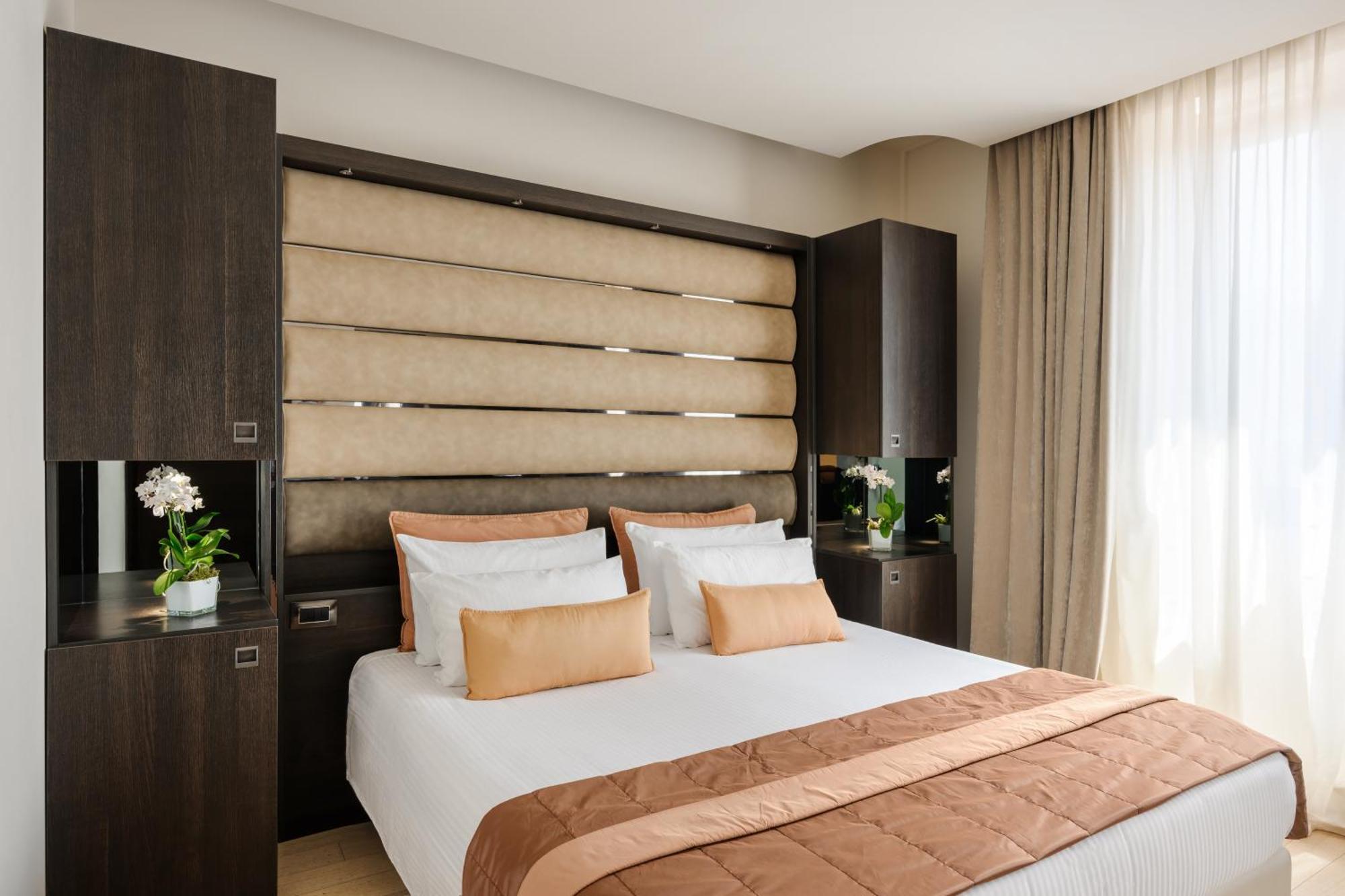 The Square Duomo - Preferred & Hotel