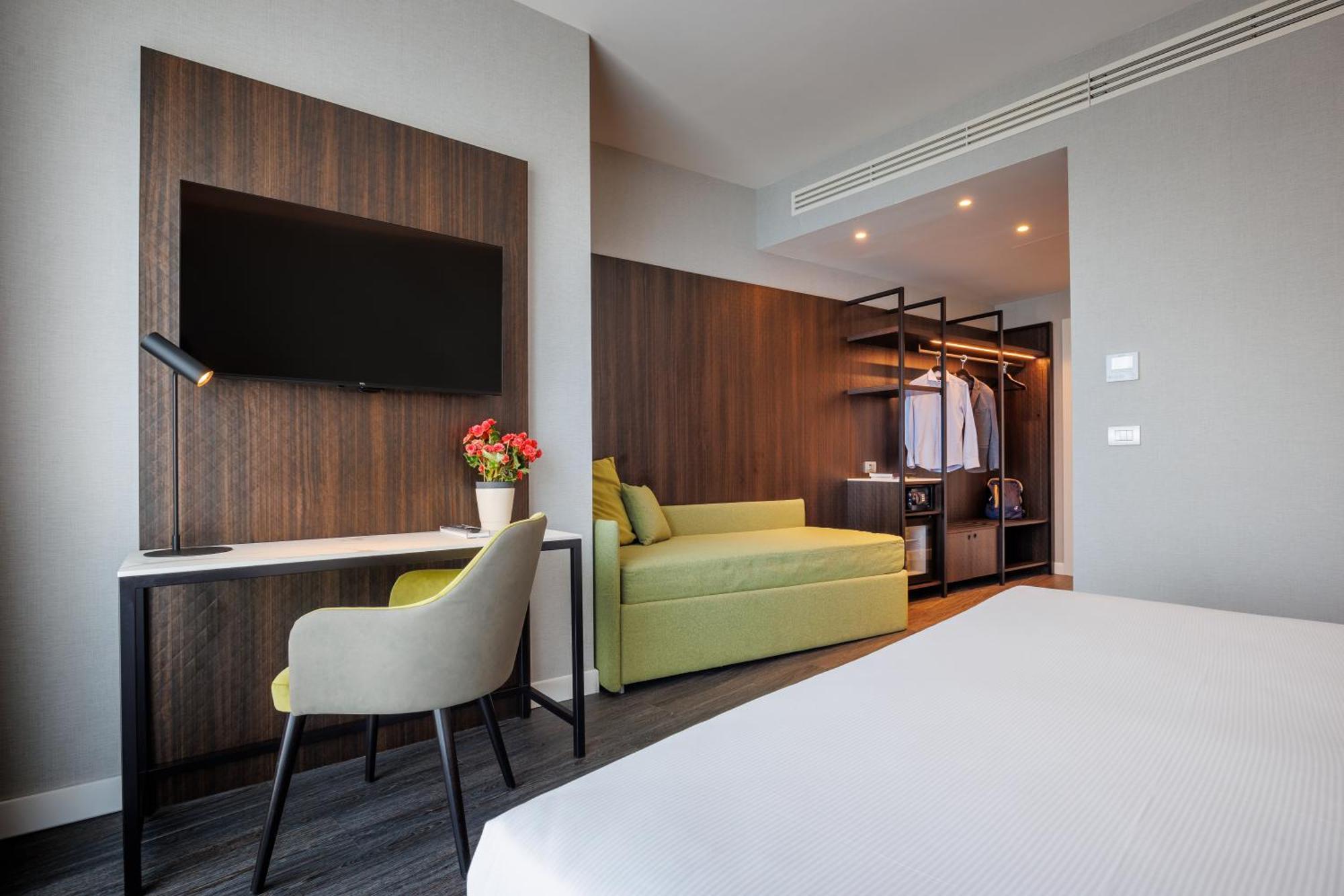 Hotel Ih 4*