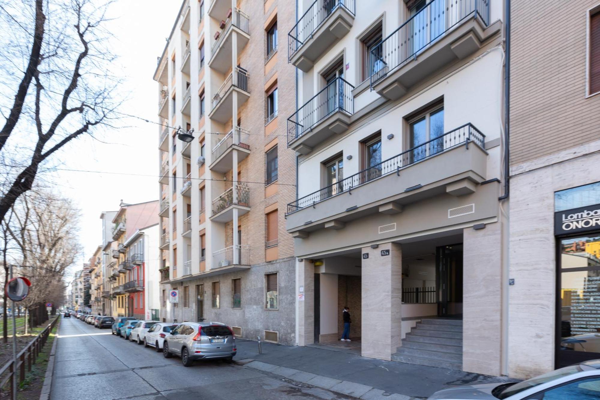 Bullona Elegant Milano
