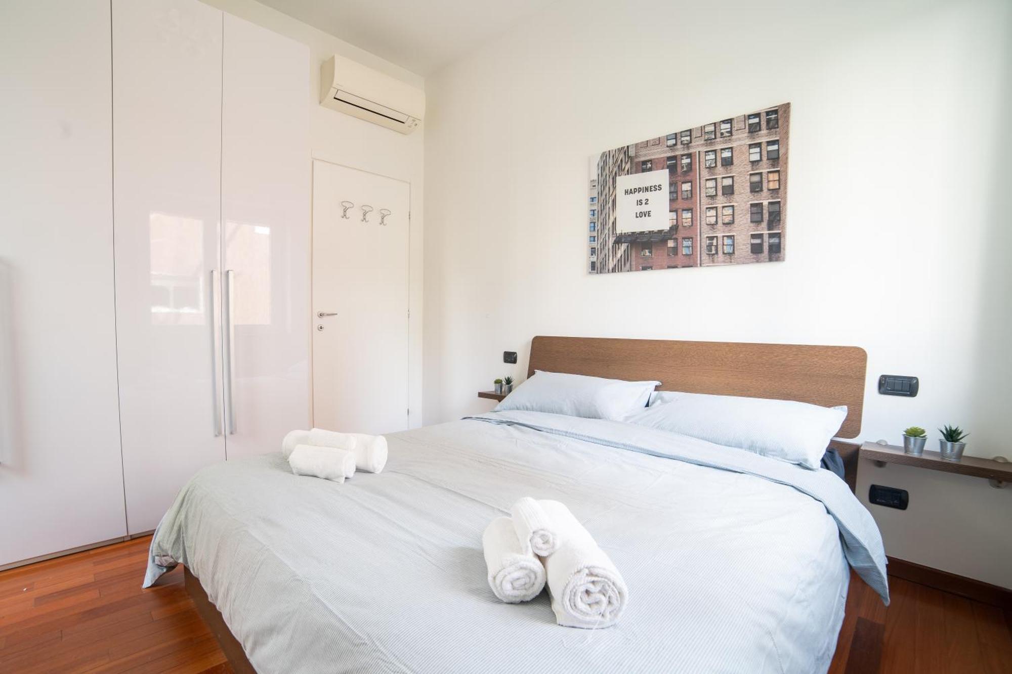 Citylife-fiera Nuovo Con Wifi & Netflix Appartement