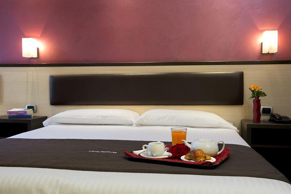 Hotell Five