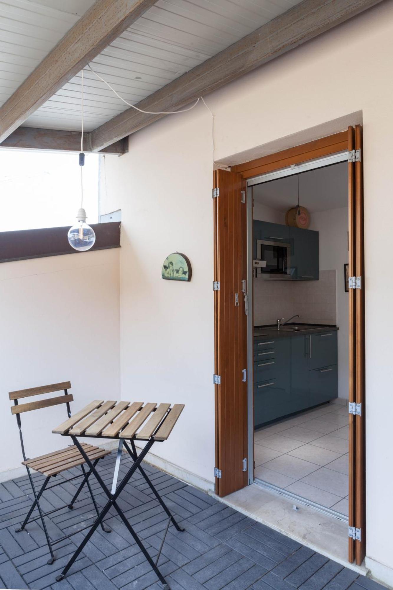 Appartamento Terrace Close To Metro Station *