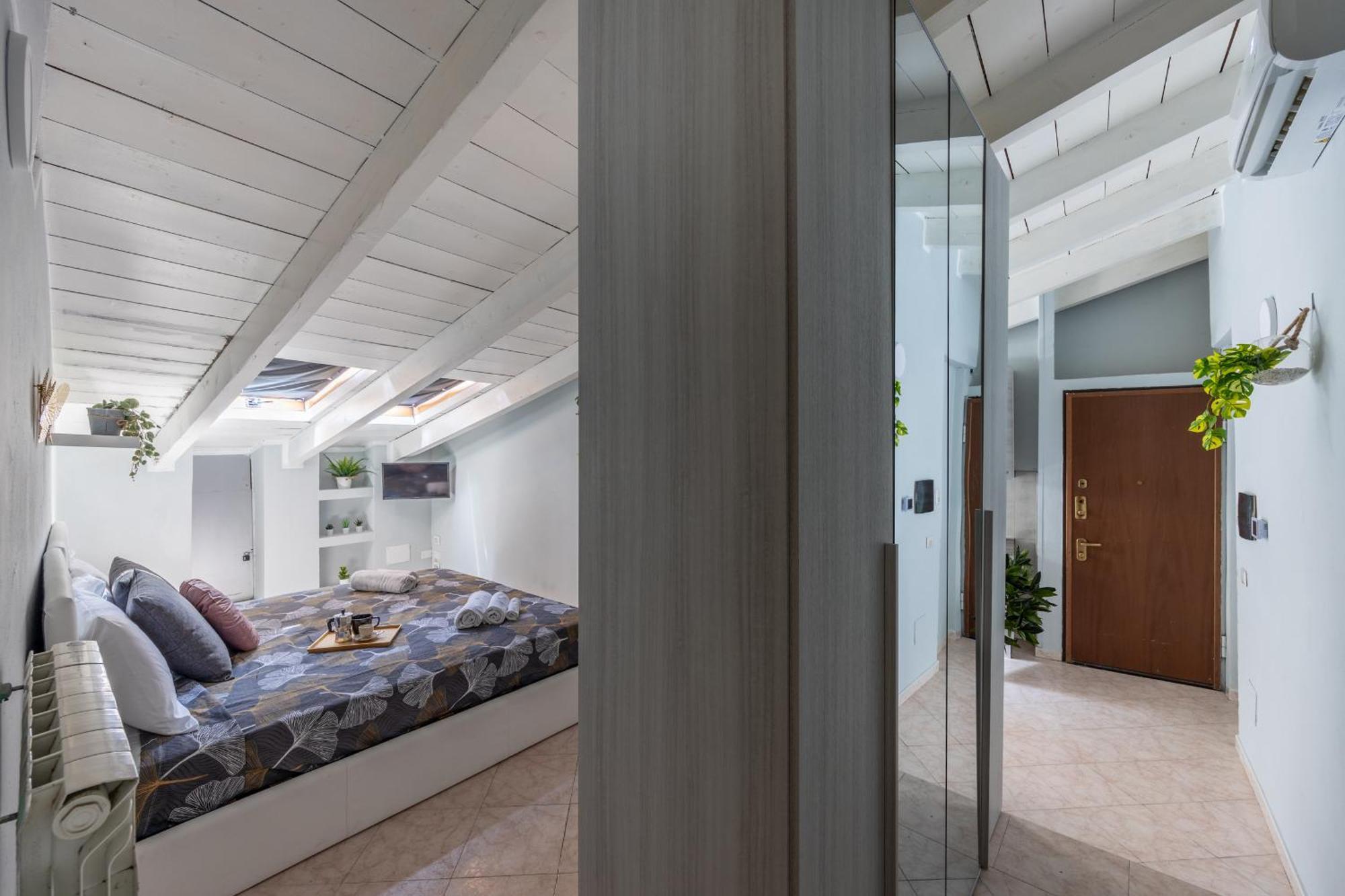 Apartment Free Parking Tiny House Wifi Netflix 15 Minuti Dal Duomo