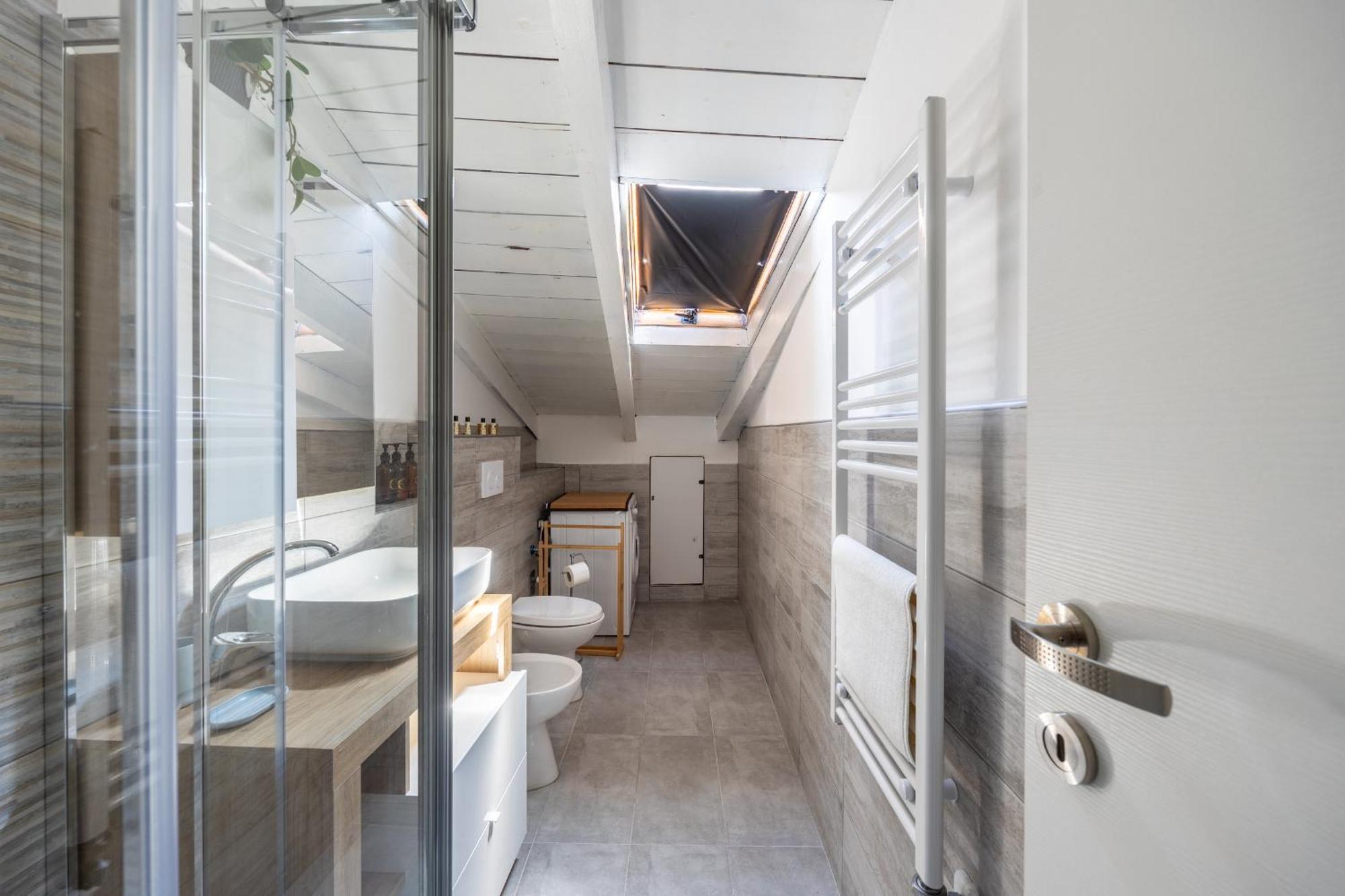 Free Parking Tiny House Wifi Netflix 15 Minuti Dal Duomo Apartment *