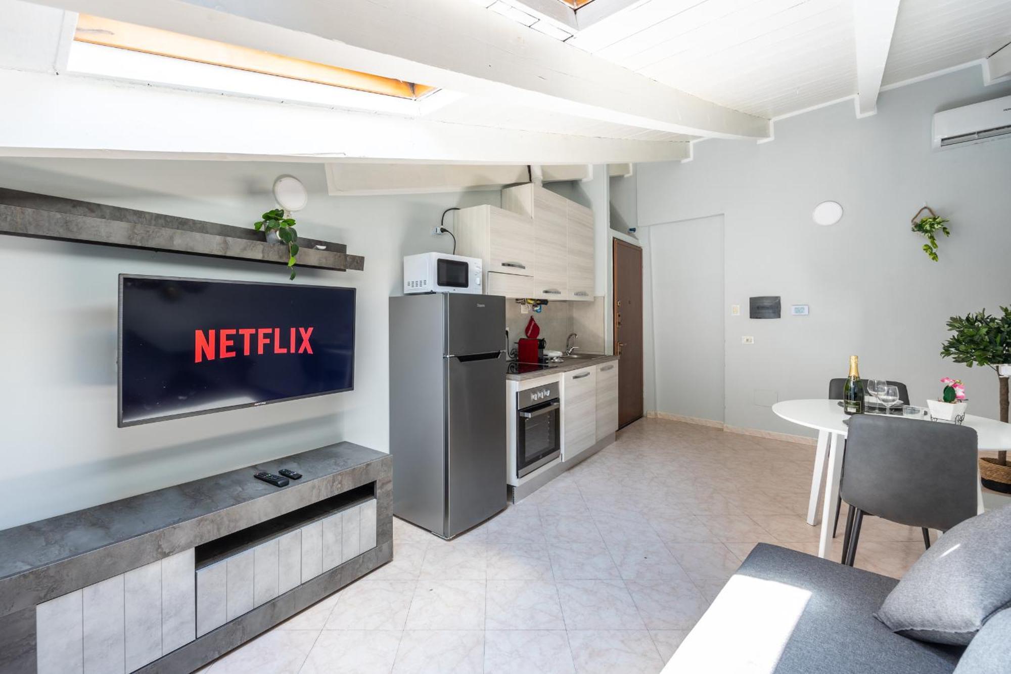 Apartment Free Parking Tiny House Wifi Netflix 15 Minuti Dal Duomo Milan