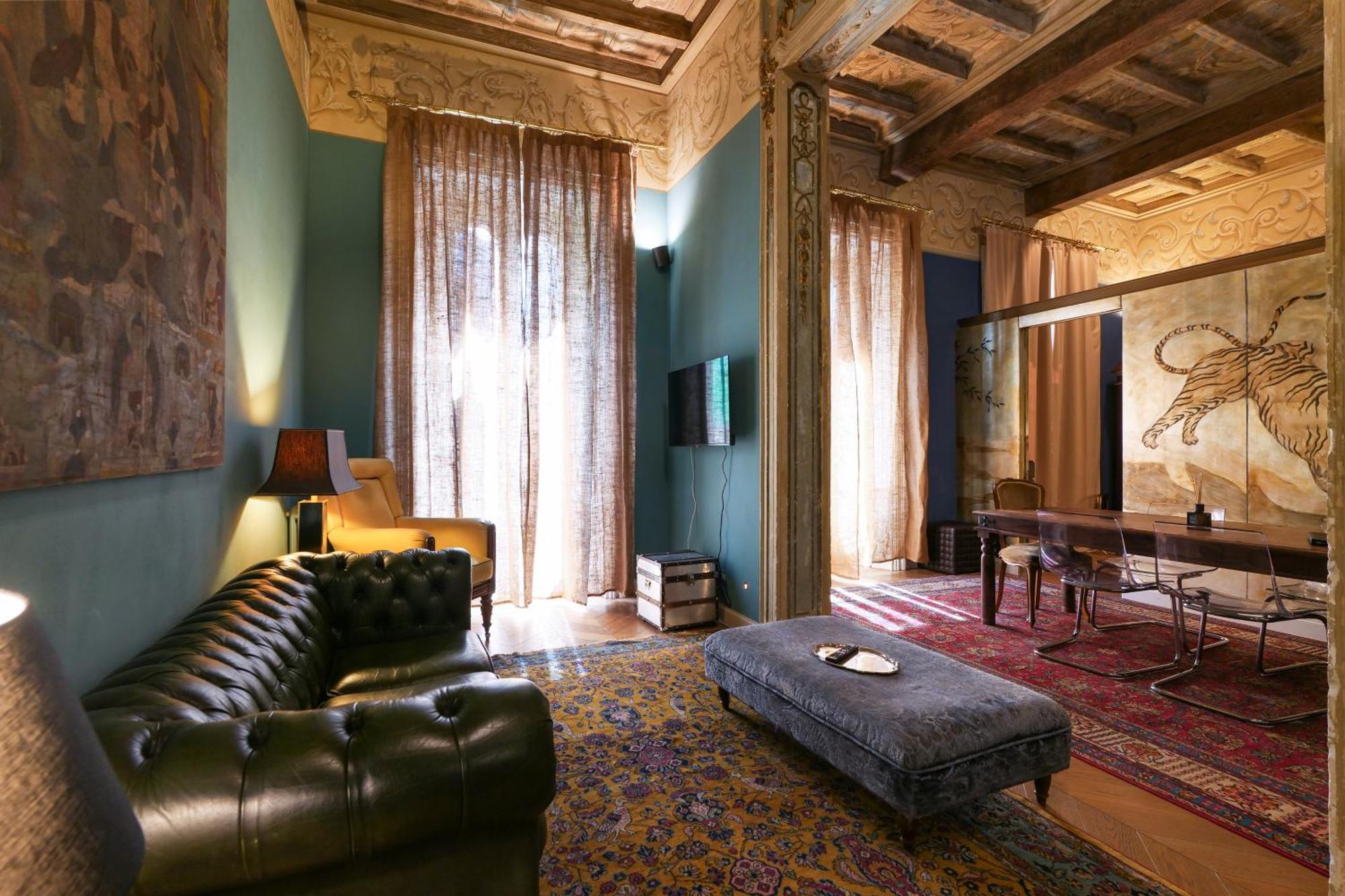 Prestige Boutique - Montenapoleone * Milano
