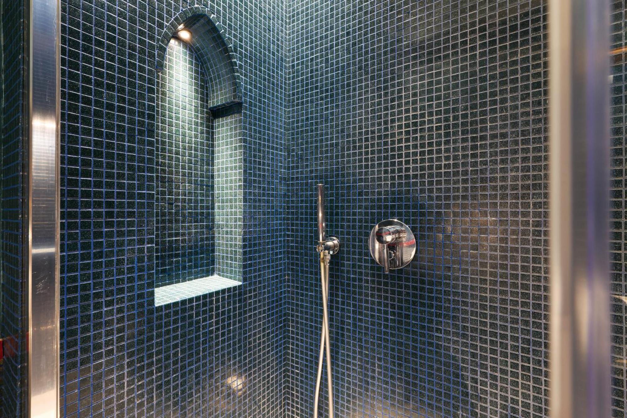 Prestige Boutique - Montenapoleone * Milano