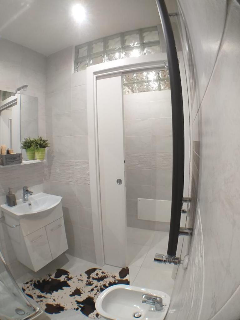 Leilighet Chiesa Rossa-loft And Apartments-navigli Milano
