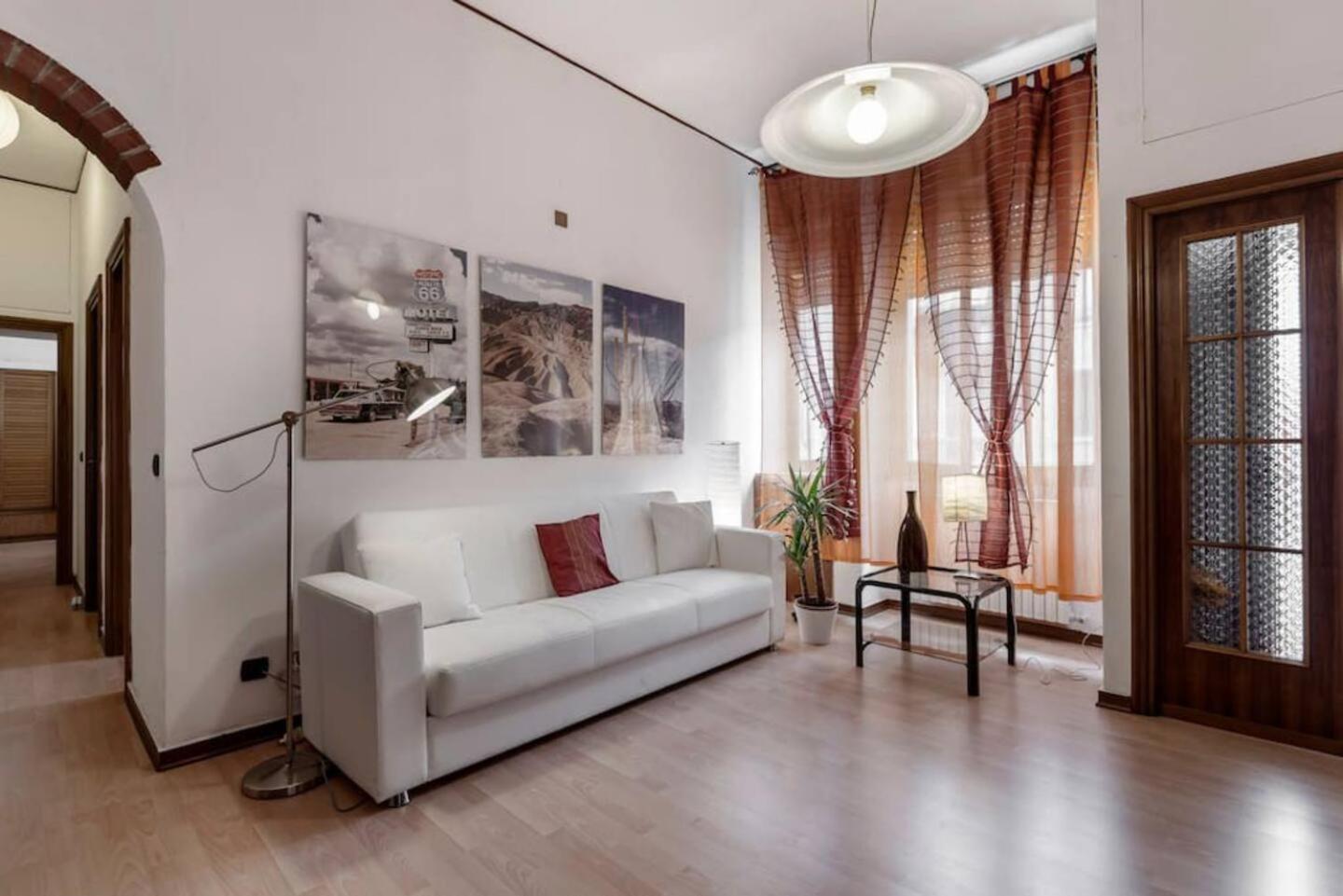 Happy & Beautiful Flat In Leilighet *