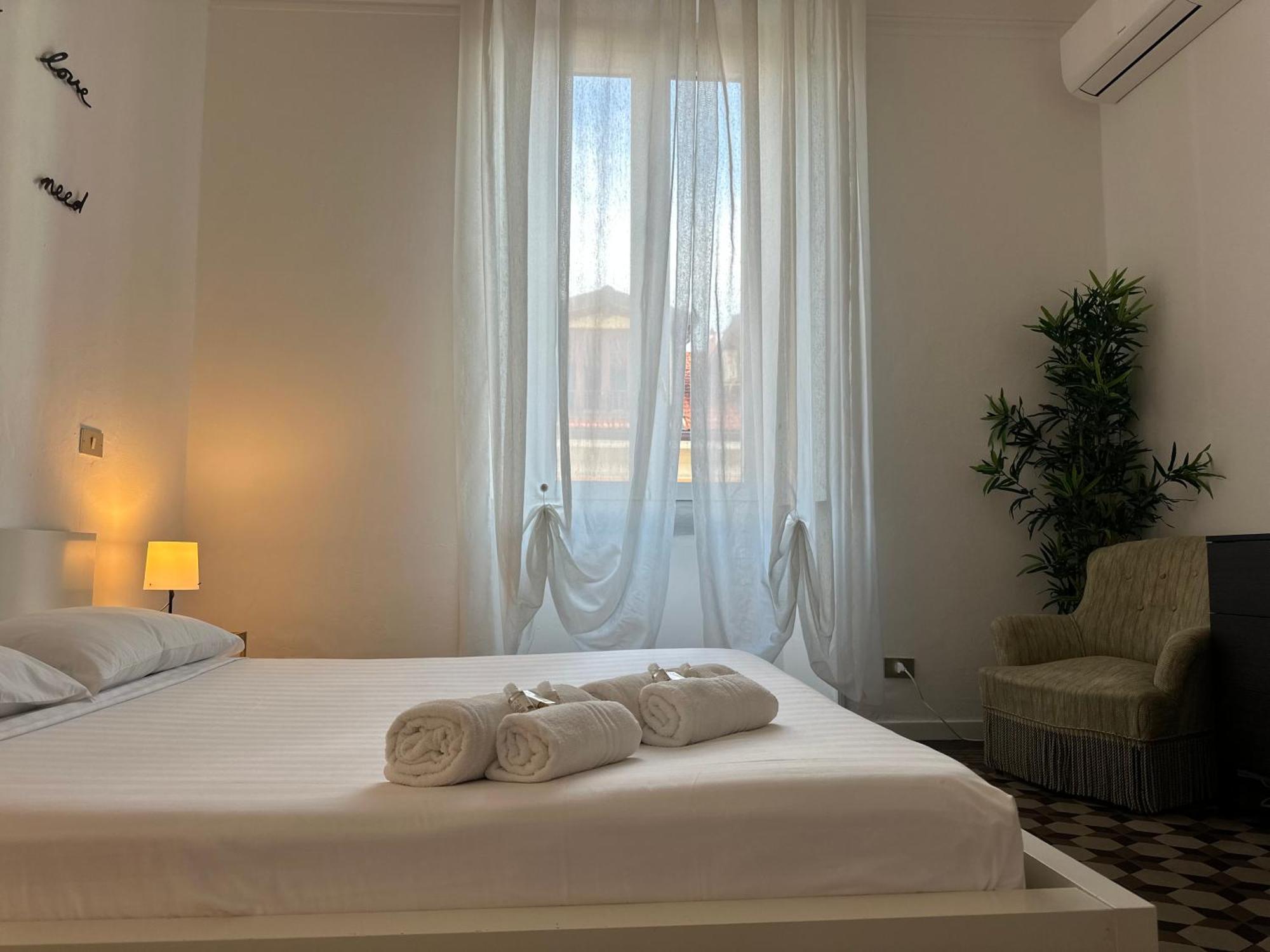 Xenia - Bright And Elegant Milano
