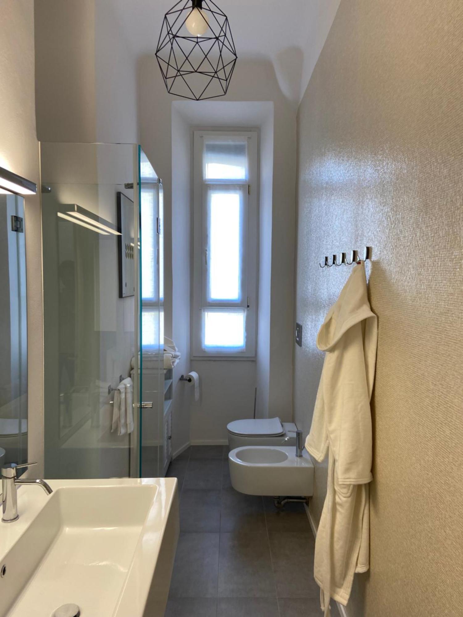 Banhome Nel Cuore Del Design District Milano